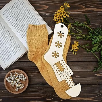 Amazon Co Jp 編み糸 工芸家庭用ニットツール 木製ソックスホルダー 編み物 2個セット 靴下用 木製 ソックブロッカー ソックスブロッカー 手作りのニットソックスフォーム Diy 手作り 靴下ブロッカー 手芸 ハンドメイ 自宅 手作り 造形 足形 クラフト 樹 木 ブロッカー