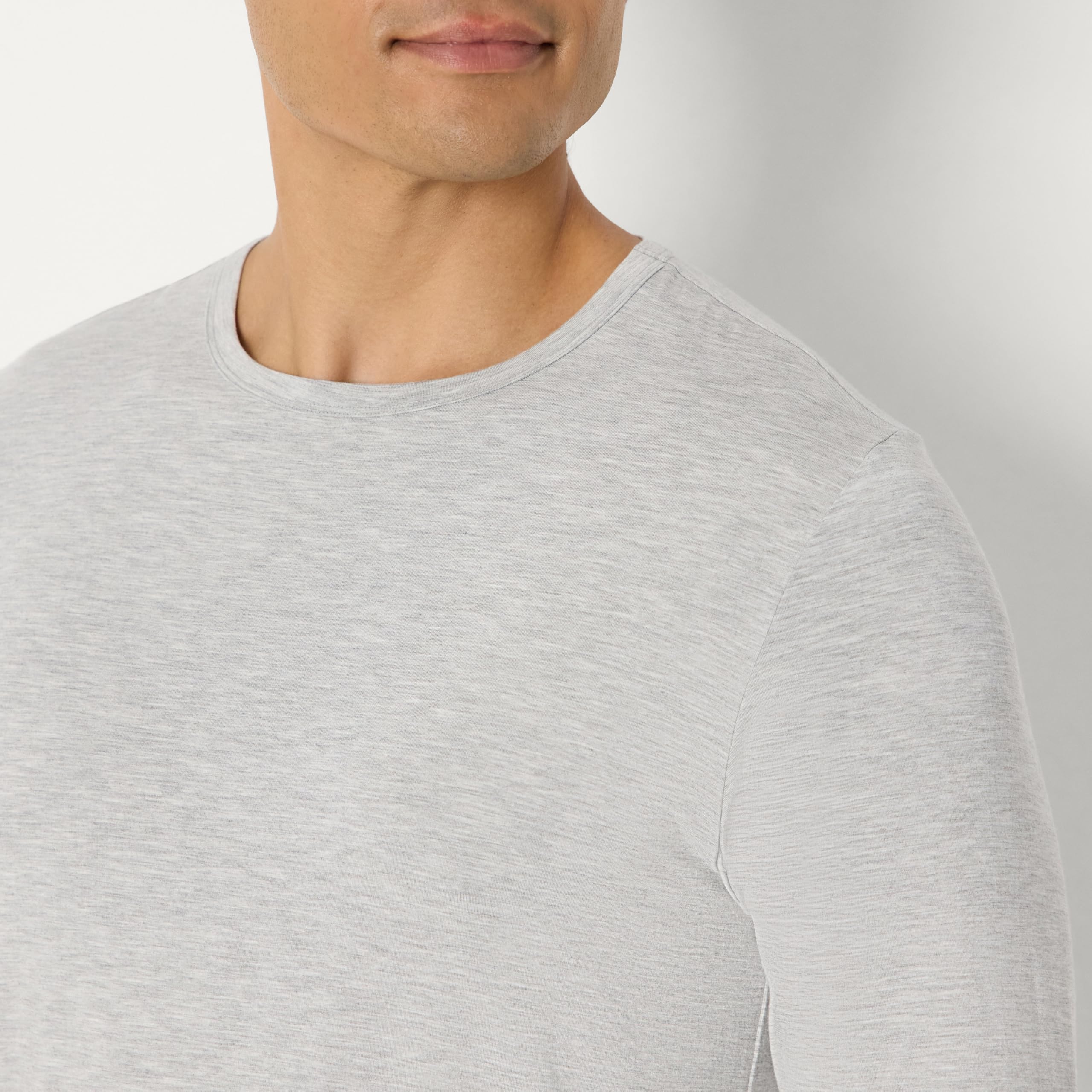 Amazon Essentials Uomo Maglietta Intima in Modal Super Morbido a Manica Lunga