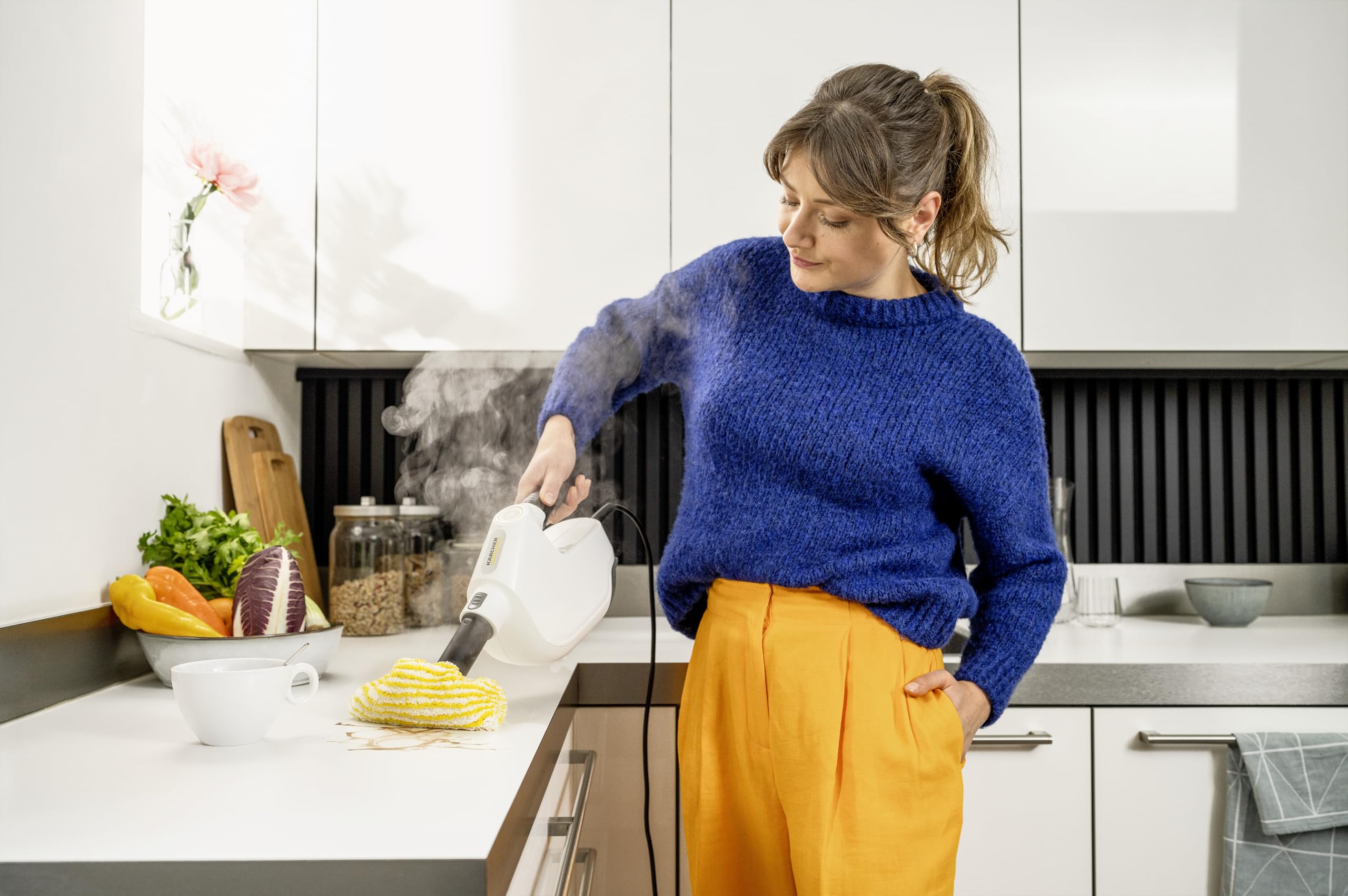Nettoyeur vapeur Kärcher SC 1 Multi & Up Textile Edition, temps de chauffe : 30 s, surface utile : environ 30 m², réservoir : 0,2 l, poids : 1,6 kg, buse de sol EasyFix Large avec serpillière
