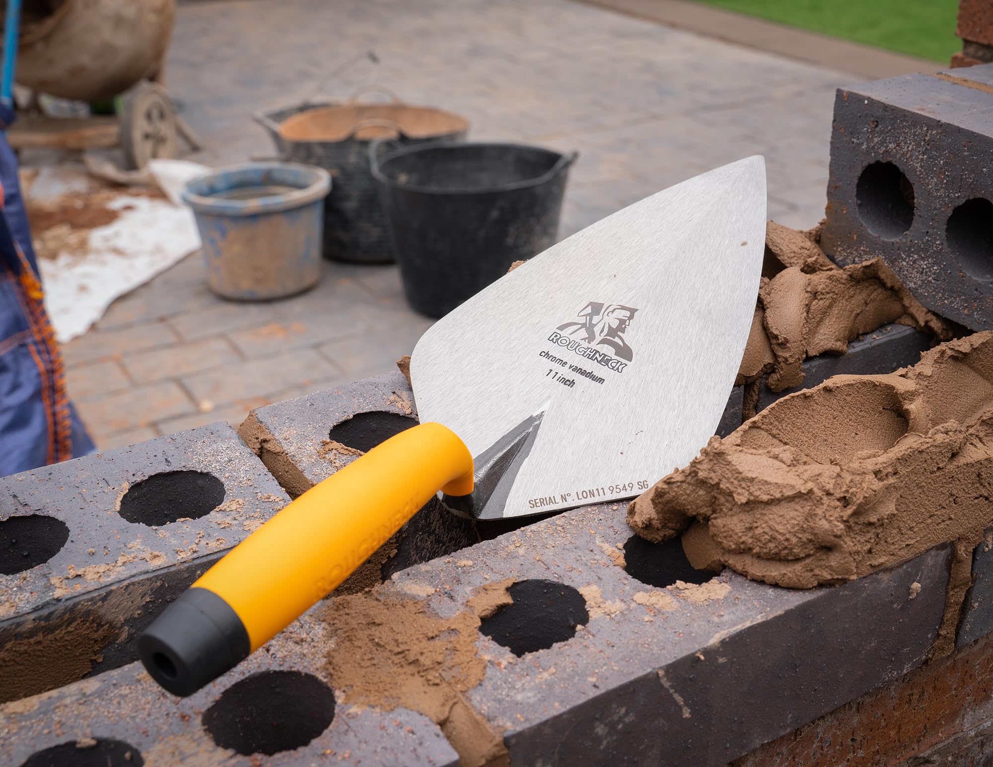ROUGHNECK® ROU51011 London - Paleta de ladrillo con patrón de 280 mm