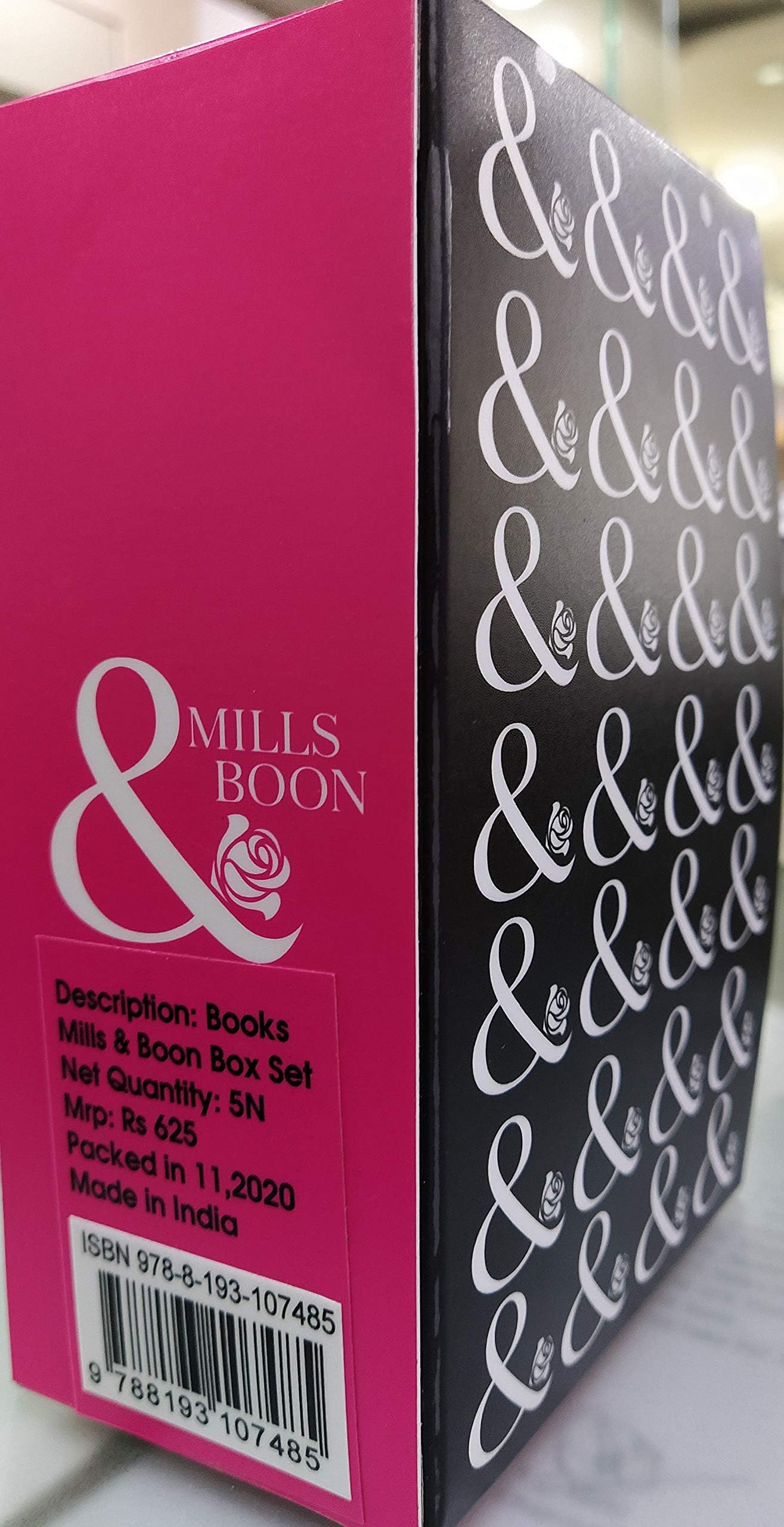 Mills & Boon - Set of 5 books