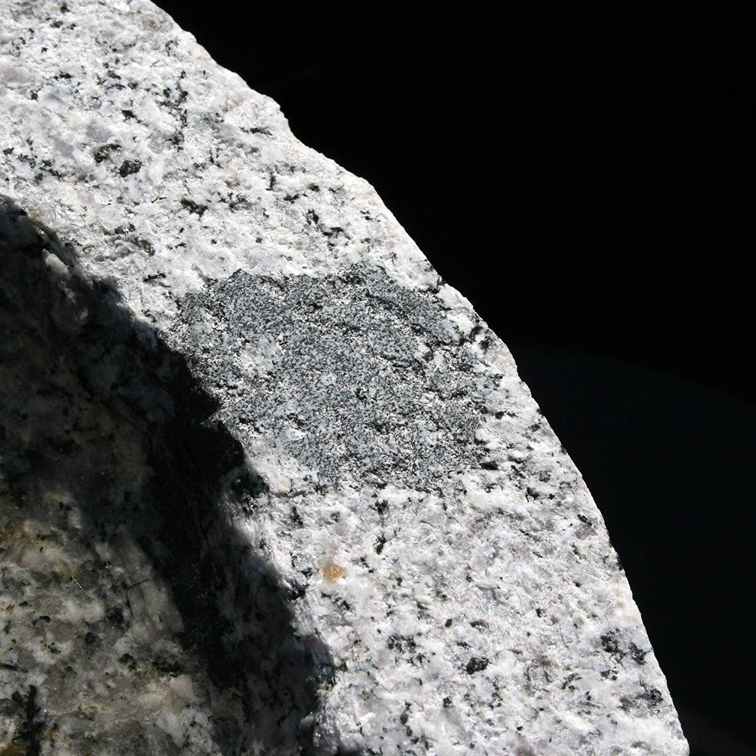 Vogelbad aus Granit B-Ware Herzform