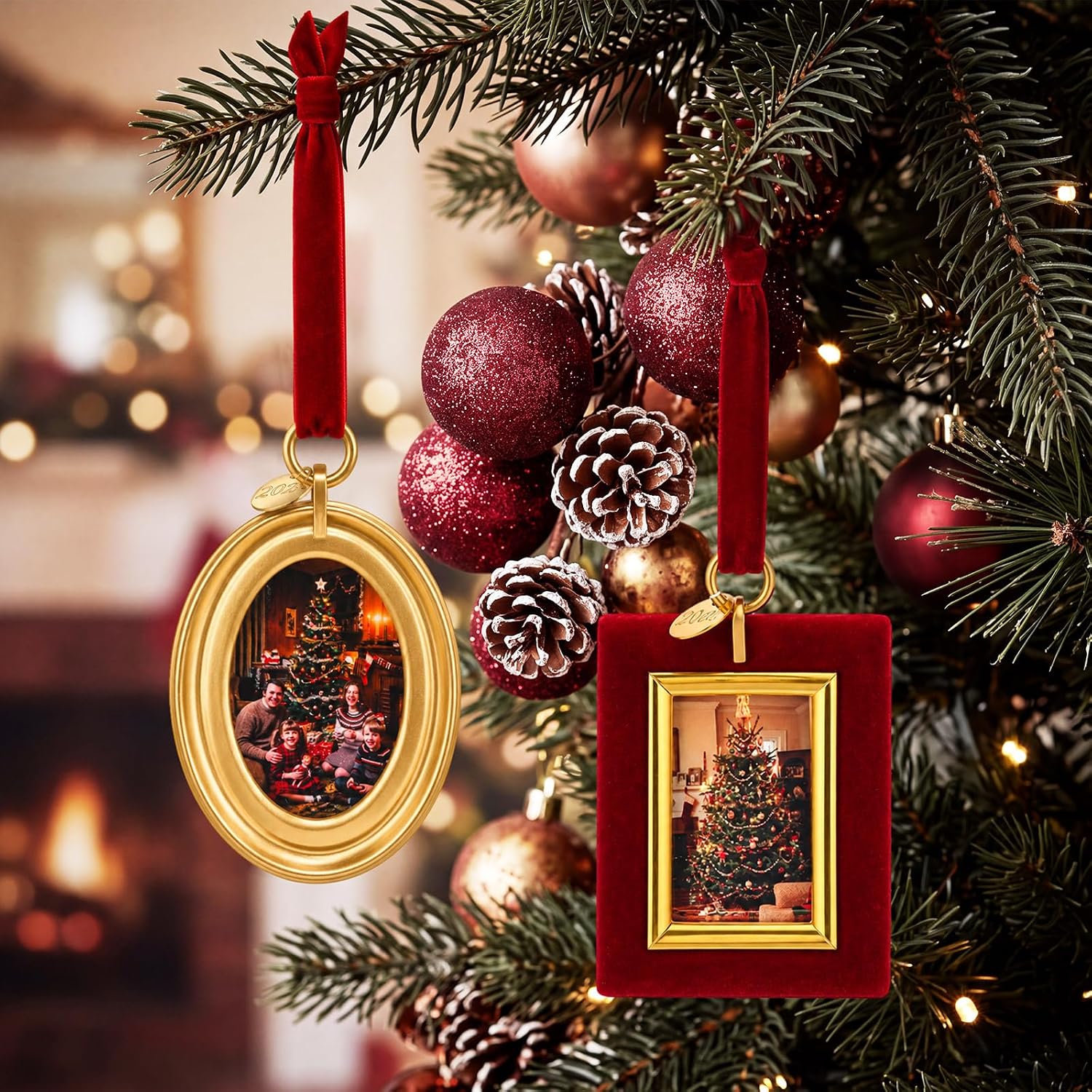 Gerrii 6 Pcs 2026 Christmas Photo Frame Ornaments, Velvet Gold Burgundy Set