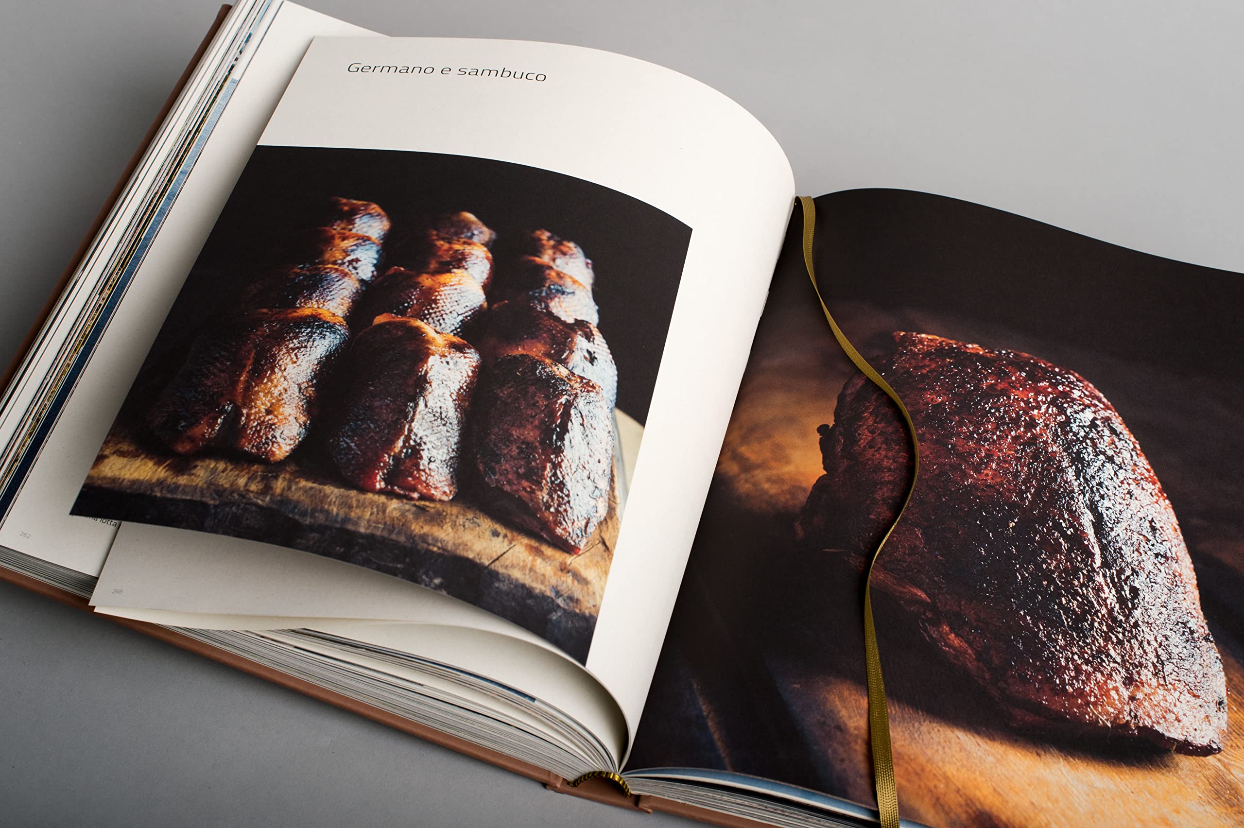 Cook The Mountain [Edizione italiana; 2 Bde. im Schuber]: The Nature Around You. 2020 Premiato con il German Cookbook Award Gold & GOURMAND AWARD GERMANY »Man Chef Book«