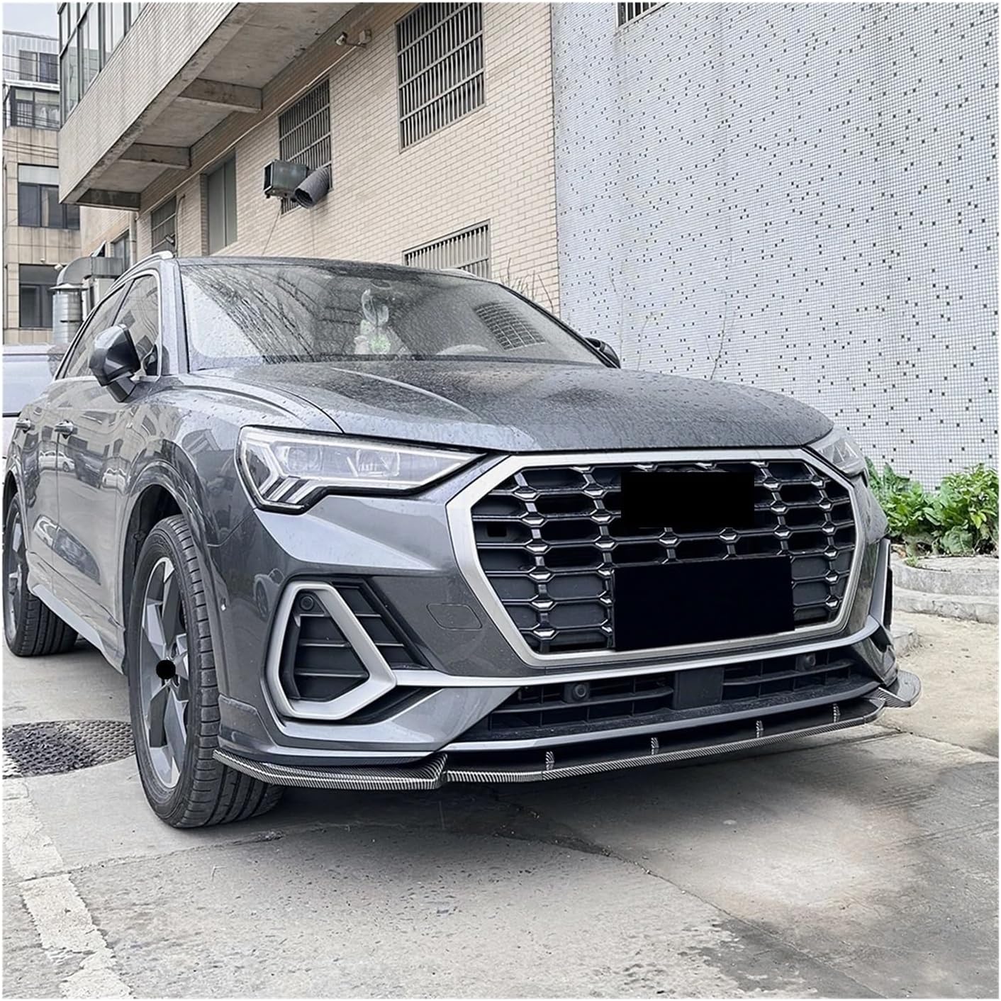 フロントバンパーリップスプリッターディフューザースポイラー Q3 F3 2019-2024 用ガードボディキットチューニンググロスブ