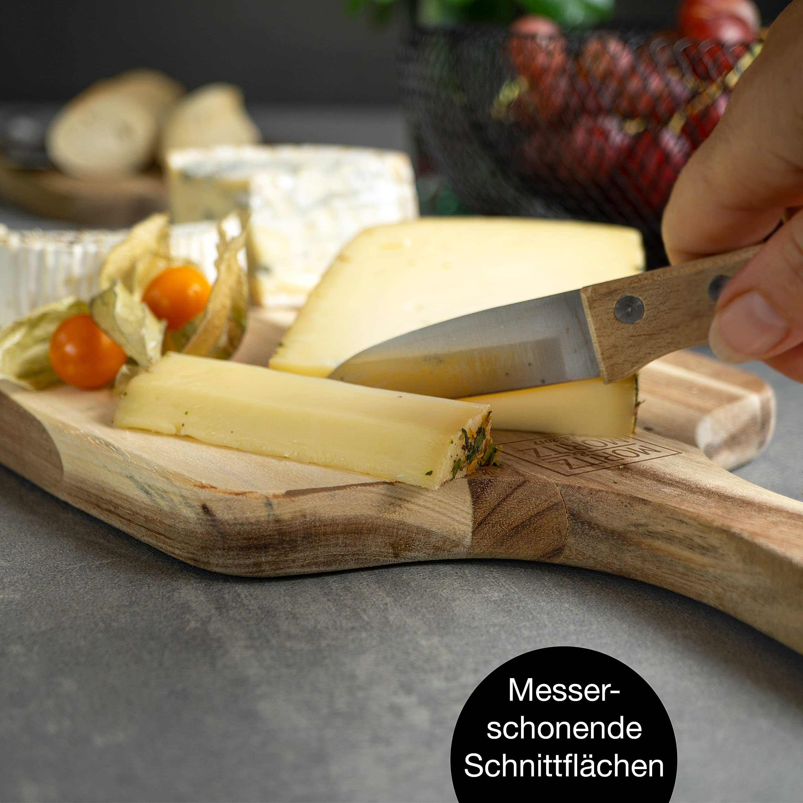 Moritz & Moritz Drewniana deska do krojenia 33 x 18 cm – drewniana deska do krojenia z litego drewna akacjowego – deska do serwowania sera – drewniana deska kuchenna trwała, przyjazna dla noży, łatwa