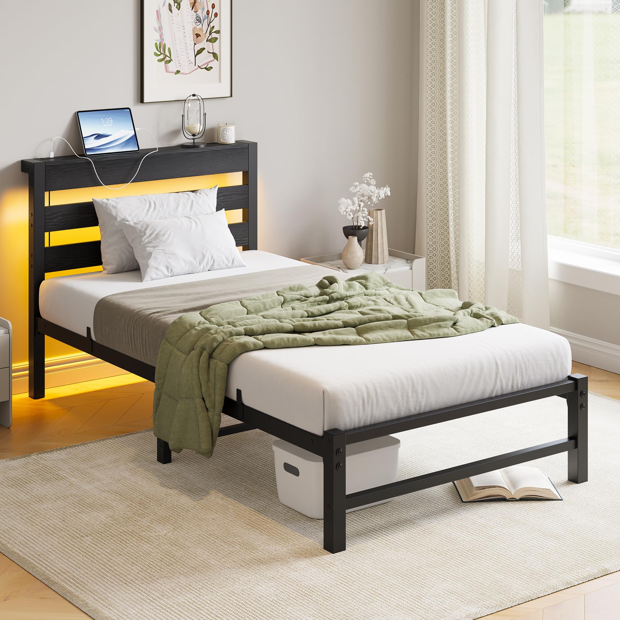 Bettgestell 90x200 cm mit LED, Metallbett mit USB-Ladestation & Holzkopfteil mit Stauraum, Gästebett Jugendbett Einzelbett mit Lattenrost aus Metall, Leicht zu Montieren, Schwarz