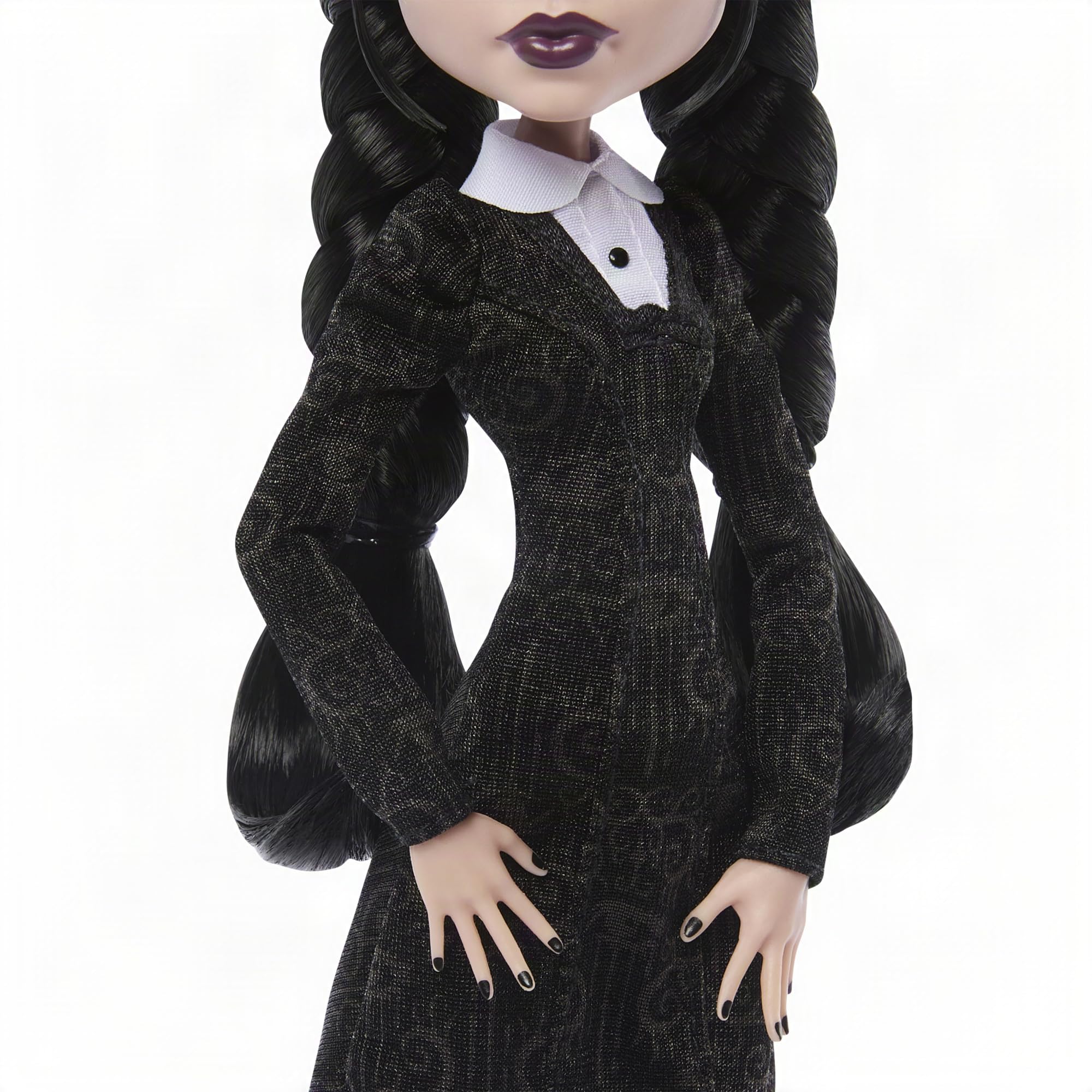 Monster High x Wednesday Addams poupée en robe noire