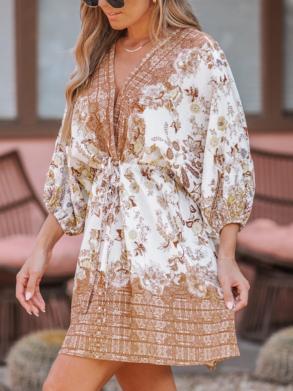 CUPSHE Abito da spiaggia da donna con scollo a V profondo e schiena scoperta, motivo cachemire, boho, blouson, maniche corte, cravatta in vita, mini abiti estivi