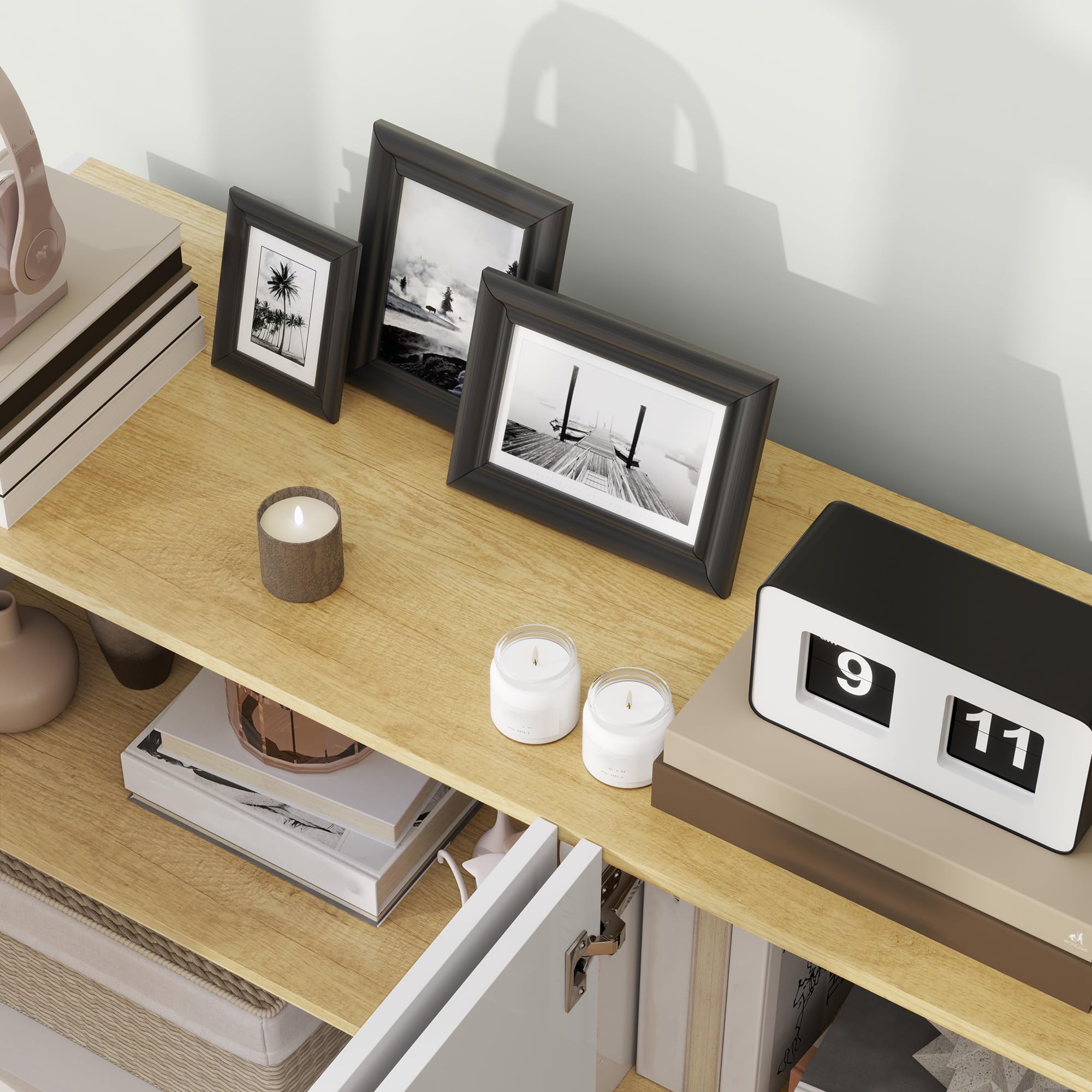 HOMCOM Credenza Soggiorno con Armadietti a 2 Ante, Madia Soggiorno Moderna con Ripiani Regolabili e Chiusura Ammortizzata, per Sala da Pranzo e Soggiorno e Salotto, 140x40x75 cm, Bianco Lucido