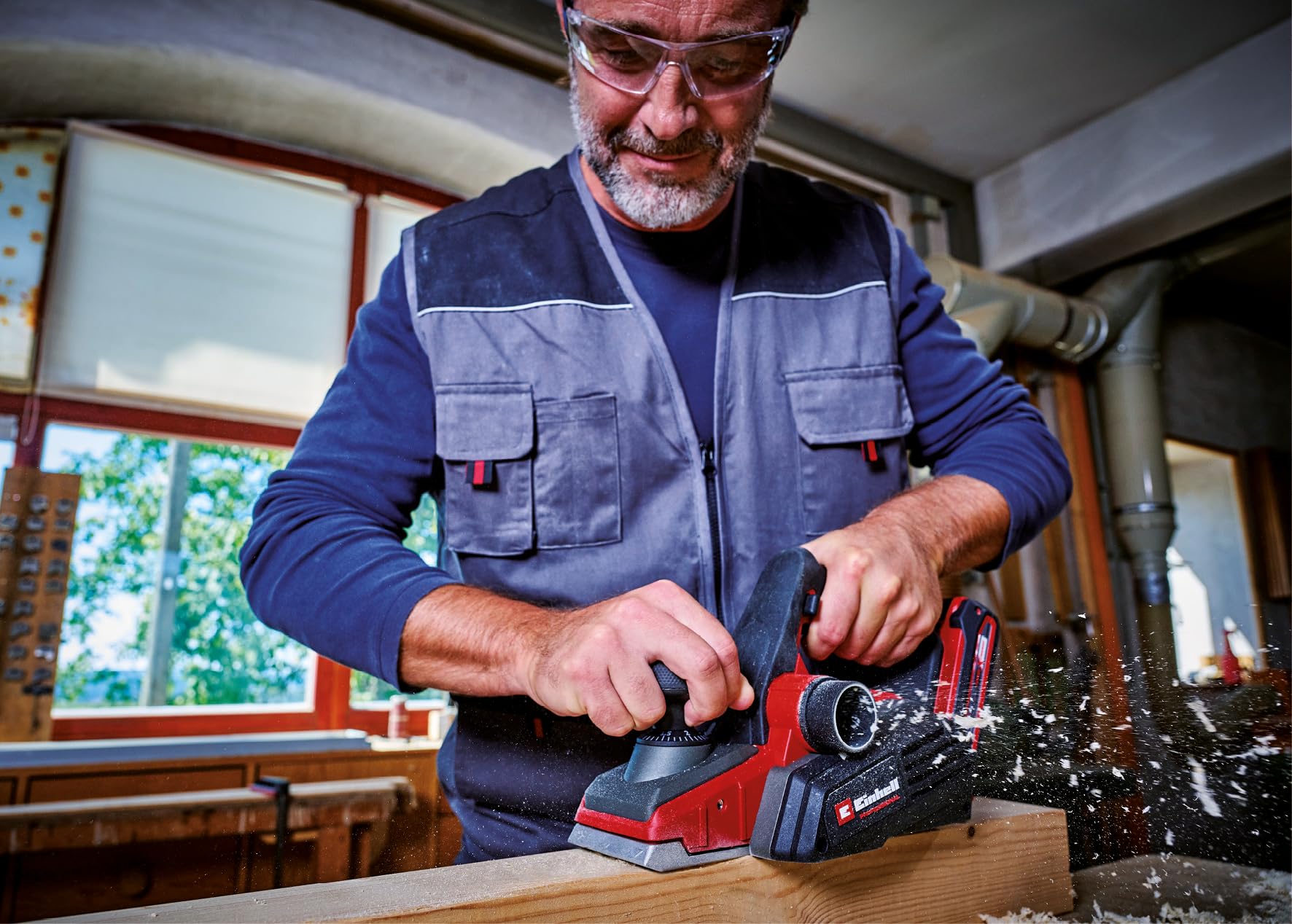 Einhell Professional Pialla manuale TP-PL 18/3 Li BL - Solo Power X-Change (18 V, Brushless, circuito oscillante da 82 mm, disco abrasivo da 3 mm, albero lama, pattino, batteria esclusa)