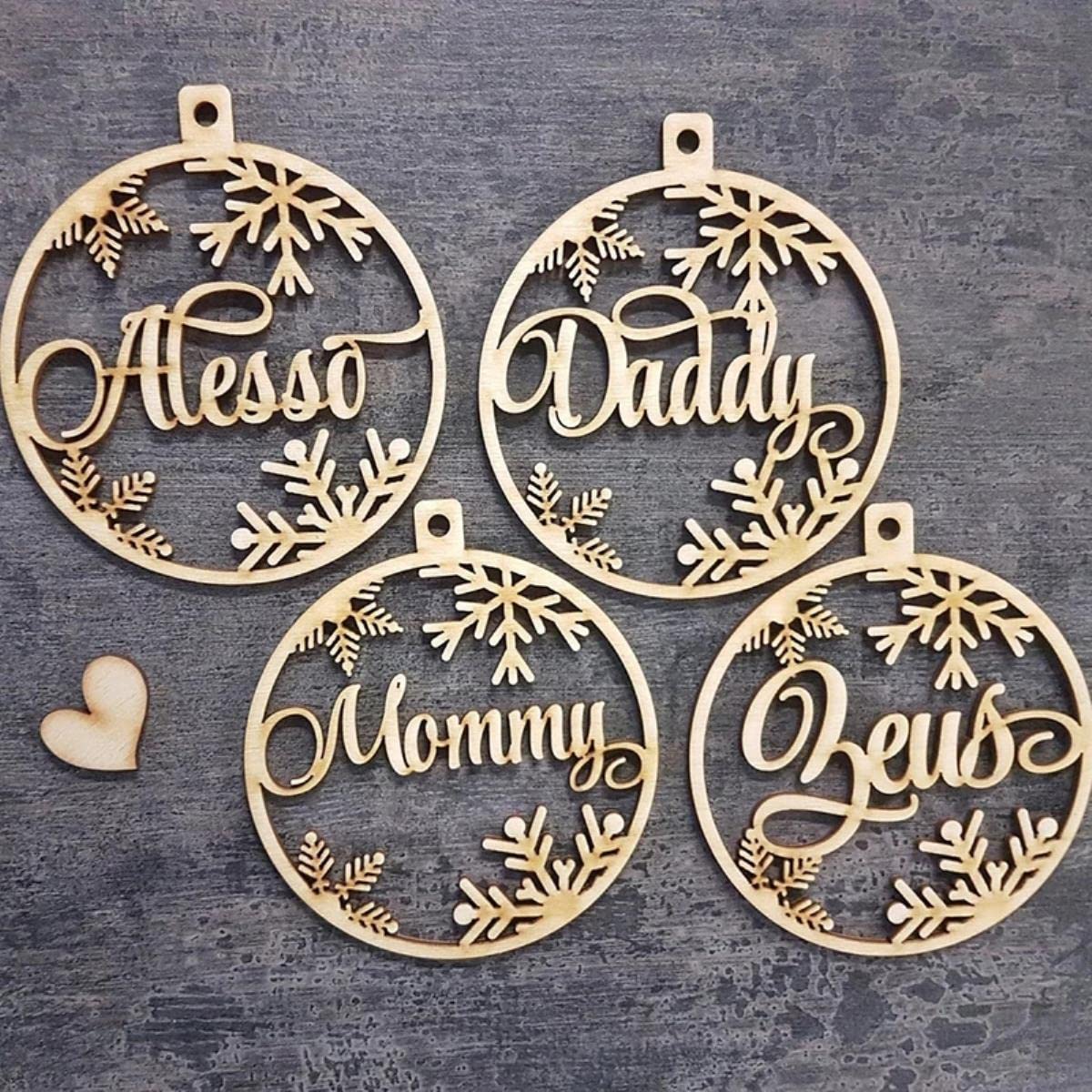 Flocons de Neige personnalisés Flocons de Neige décoration en Bois Pendentif ， Cadeau de Boule de nom découpé au Laser-9 cm, 5 pièces