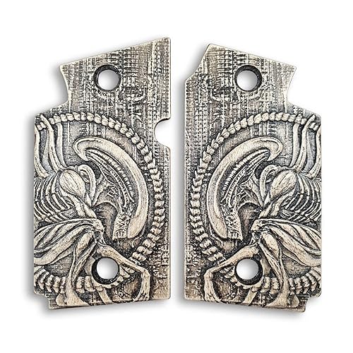 P938 Wood Grips - Alien