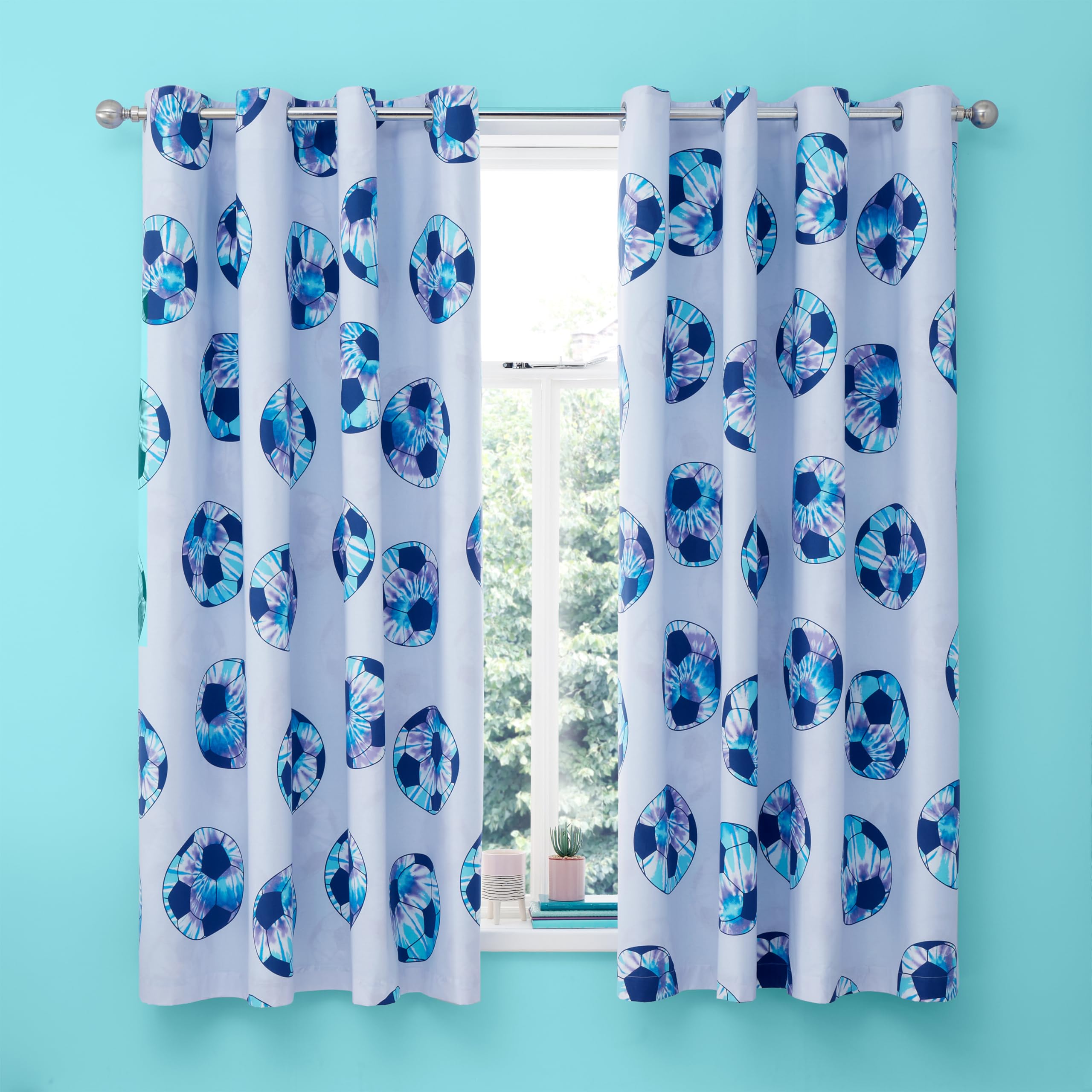Catherine Lansfield Tie Dye Football Reversible Curtains Purple 168X183cm