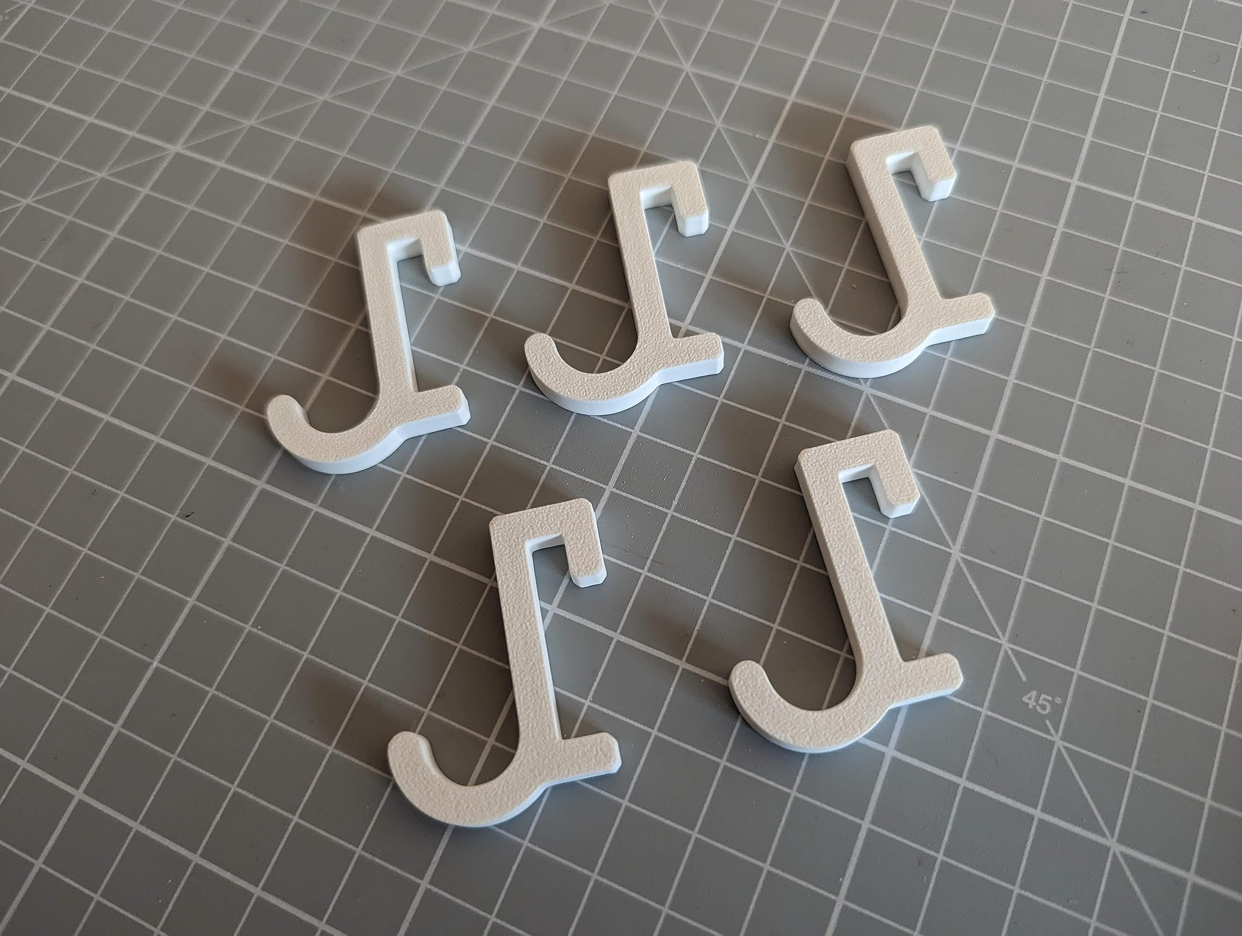 5 ganchos en J para IKEA Skadis | Soporte de accesorios para tablero de clavijas y organizador de almacenamiento para tijeras, herramientas, suministros de manualidades estacionarios, bolígrafos y