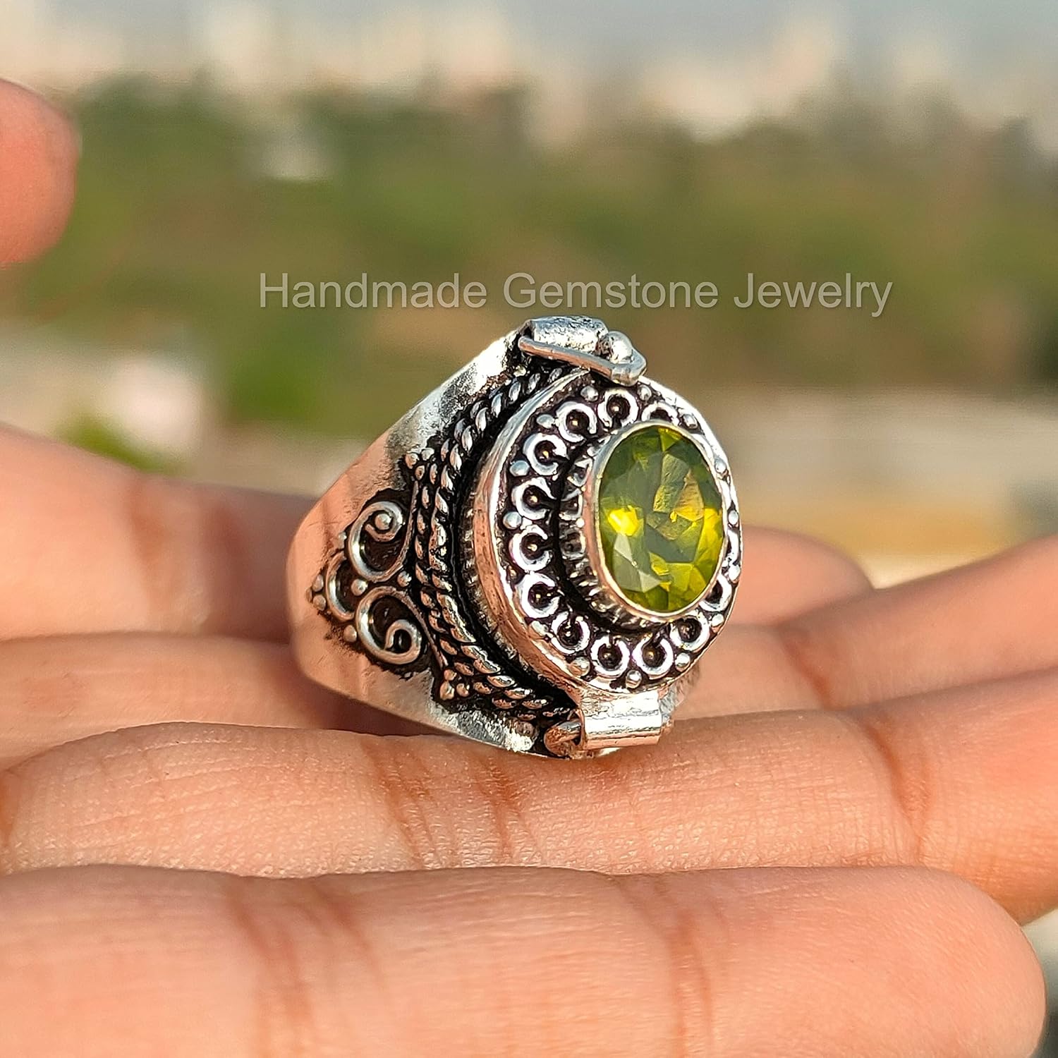 Faceted Peridot Poison Box Ring Green Peridot Gemstone Locket Ring Openable Box Ring Artisan Design Ring Pillbox Ring August Birthstone Ring Vintage Poison Ring Natural Peridot Jewelry