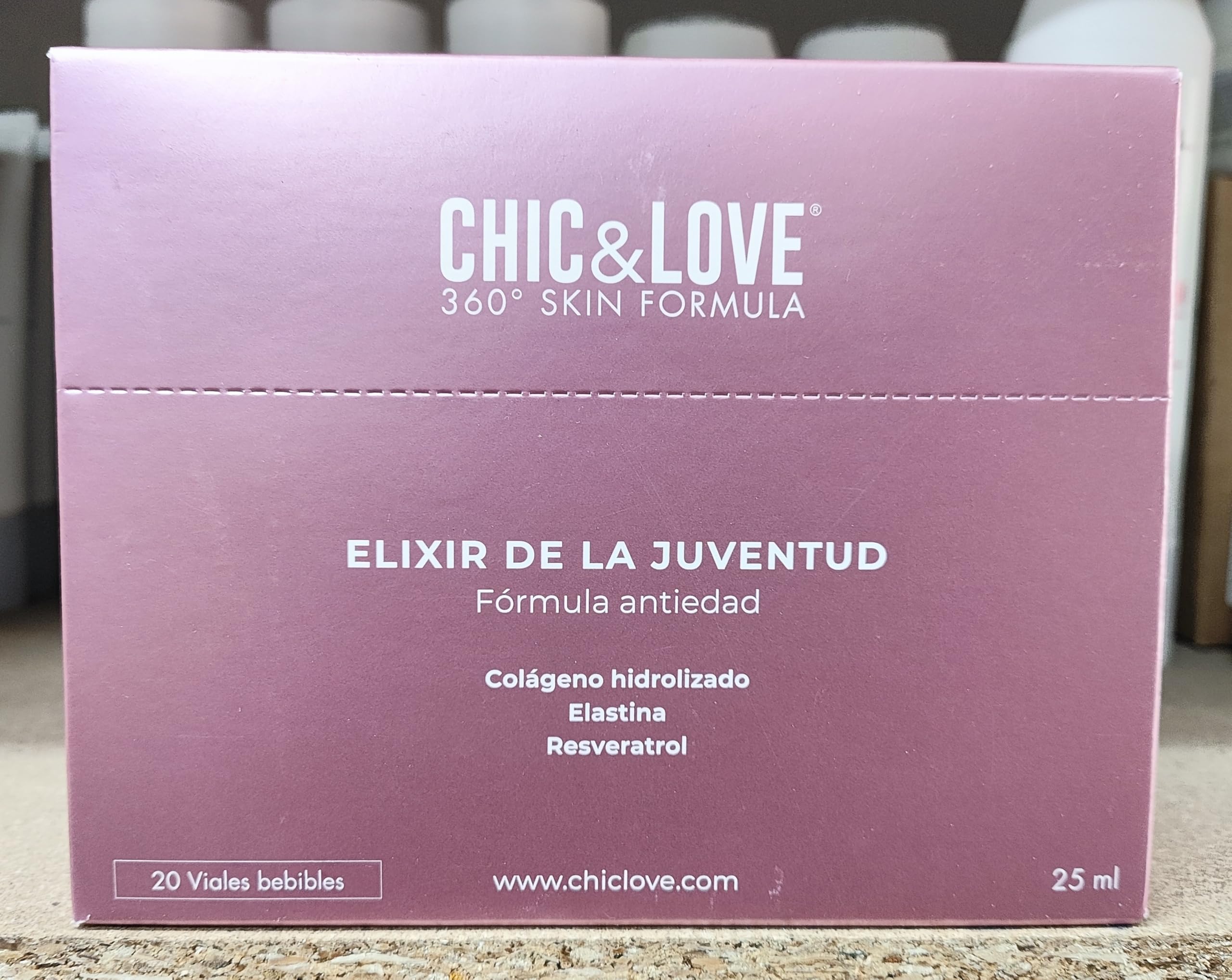 CHIC & LOVE | Elixir de la Juventud | Viales Bebibles Antiedad | Colágeno Hidrolizado, Vitamina E, A, D3, Resveratrol y Zinc | Piel Radiante y Saludable | Sin Gluten, Sin Lactosa | 20 Días | 20x25ml