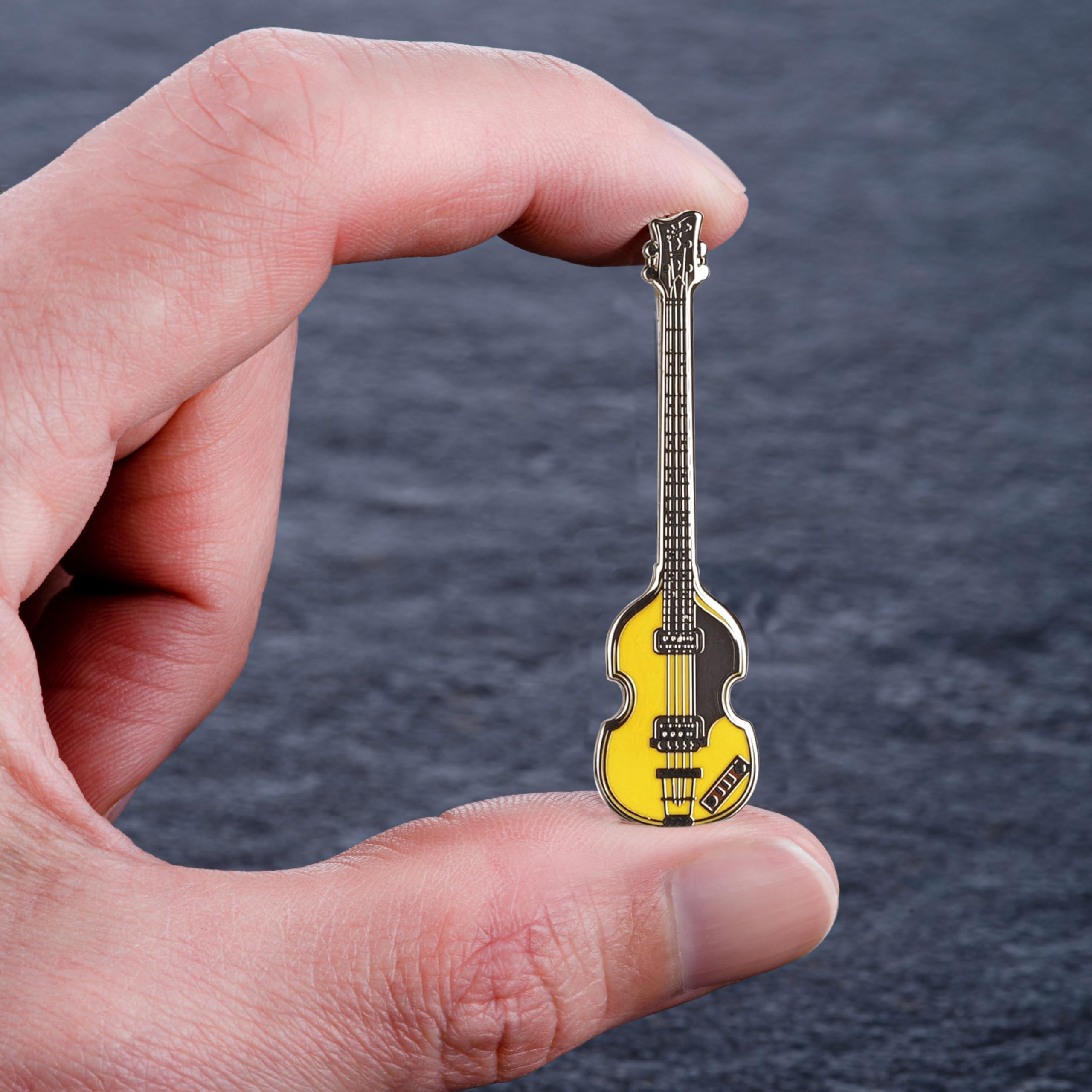 Geepins Hof Bass Pin Badge, GeeHofBass - Image 3