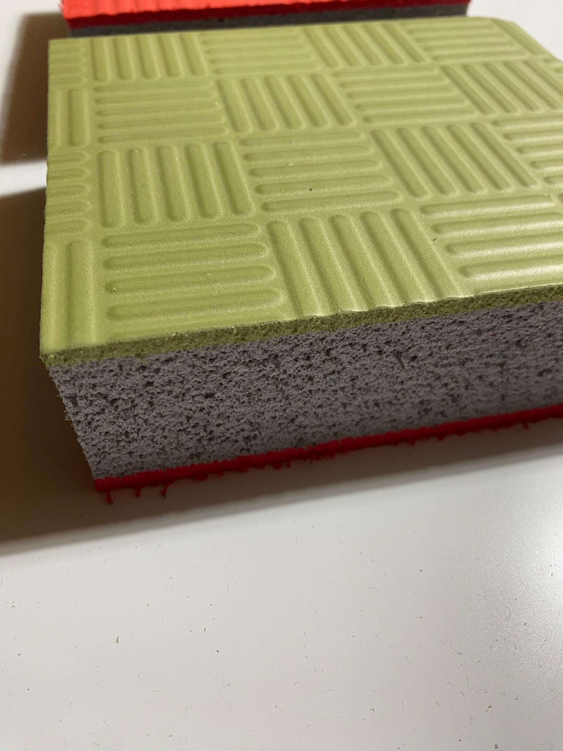 Kampfsportmatte rot-grün - 100 x 100 x 4 cm - Verzahnte Ränder - Wendematte, Trainingsmatte - Judo, Karate, Ju-Jutsu, Taekwondo