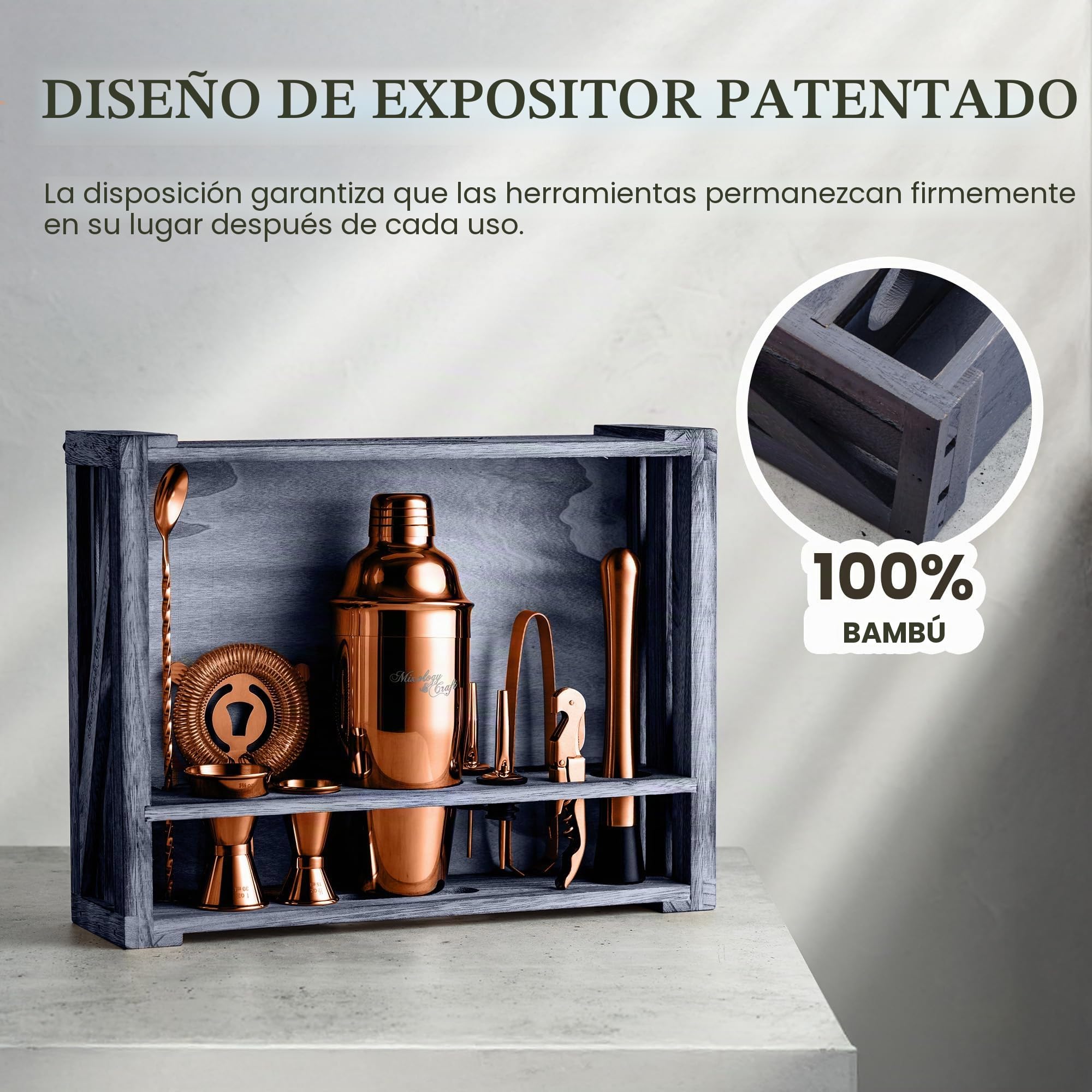 Mixology & Craft Juego de coctelera – Juego de 11 Piezas para Hacer cócteles con coctelera y Soporte de Madera rústica, Kit de Camarero y Mezclador de cóctel, Juego de Regalo de Cobre