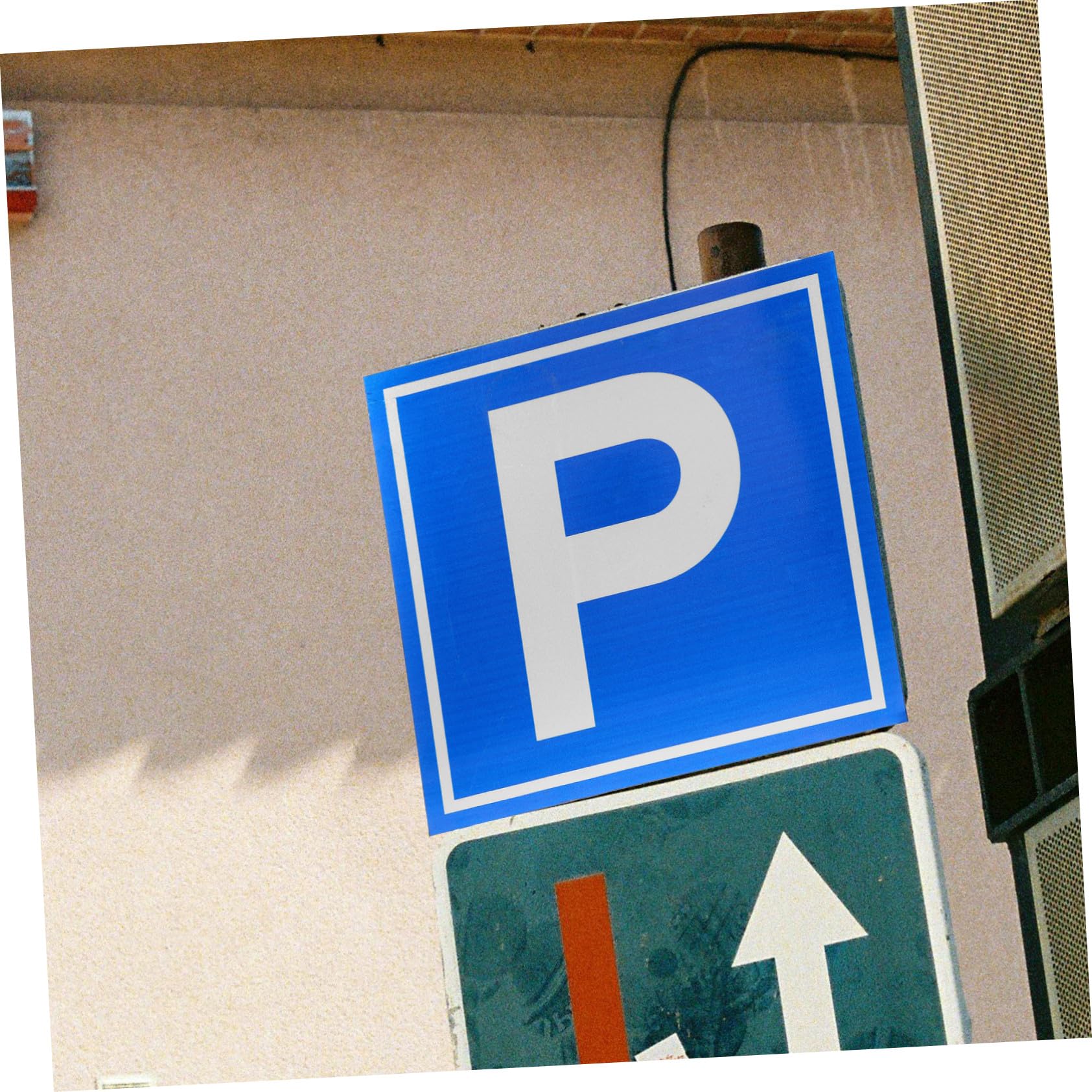 PartyKindom Cartello di Parcheggio Segnaletica Chiara e Facilmente Visibile Simbolo P in Lega di Alluminio per Parcheggi e Siti di Costruzione