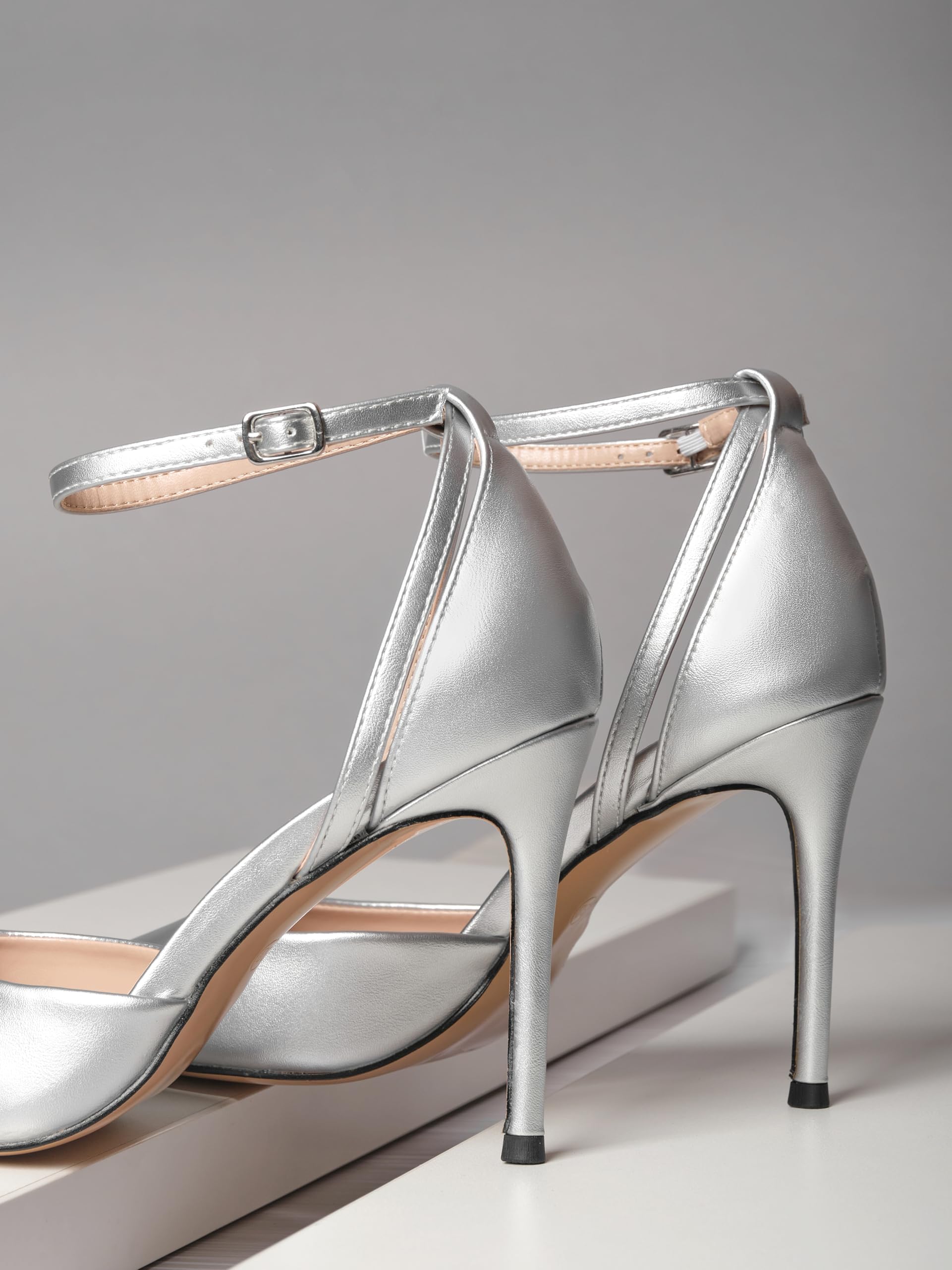 Scarpe con Tacco, Decollete con Tacco a Spillo, Argento/Bianco/Beige/Nero, 8.5 cm, Ecopelle Verniciata, High Heels, Décolleté a Punta, Cinturino alla Caviglia, 8194
