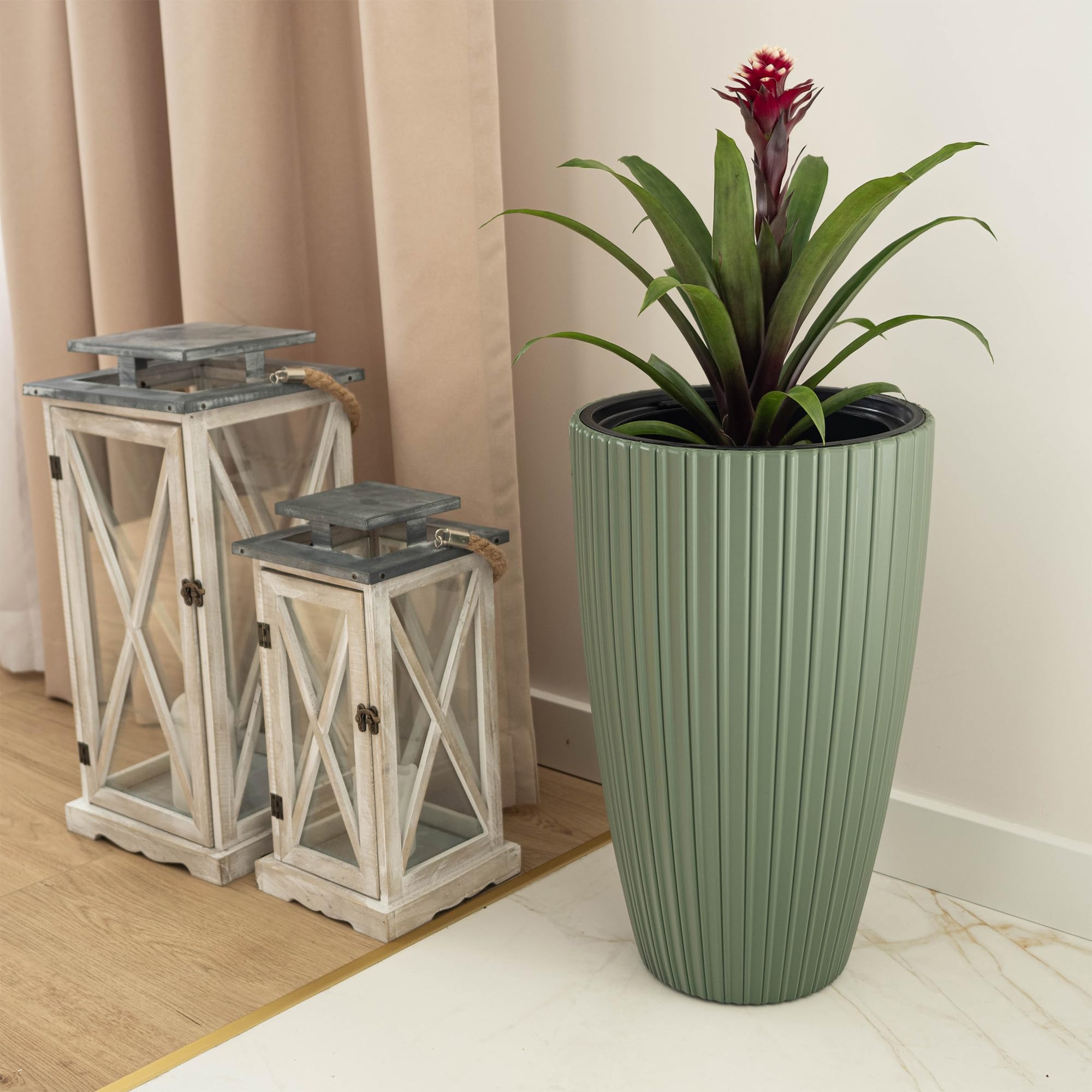 KADAX Runder Blumentopf, Dekorativer Blumenübertopf mit Inneneinsatz, Übertopf aus Kunststoff, Pflanztopf für Innen und Außenbereich (Grün)