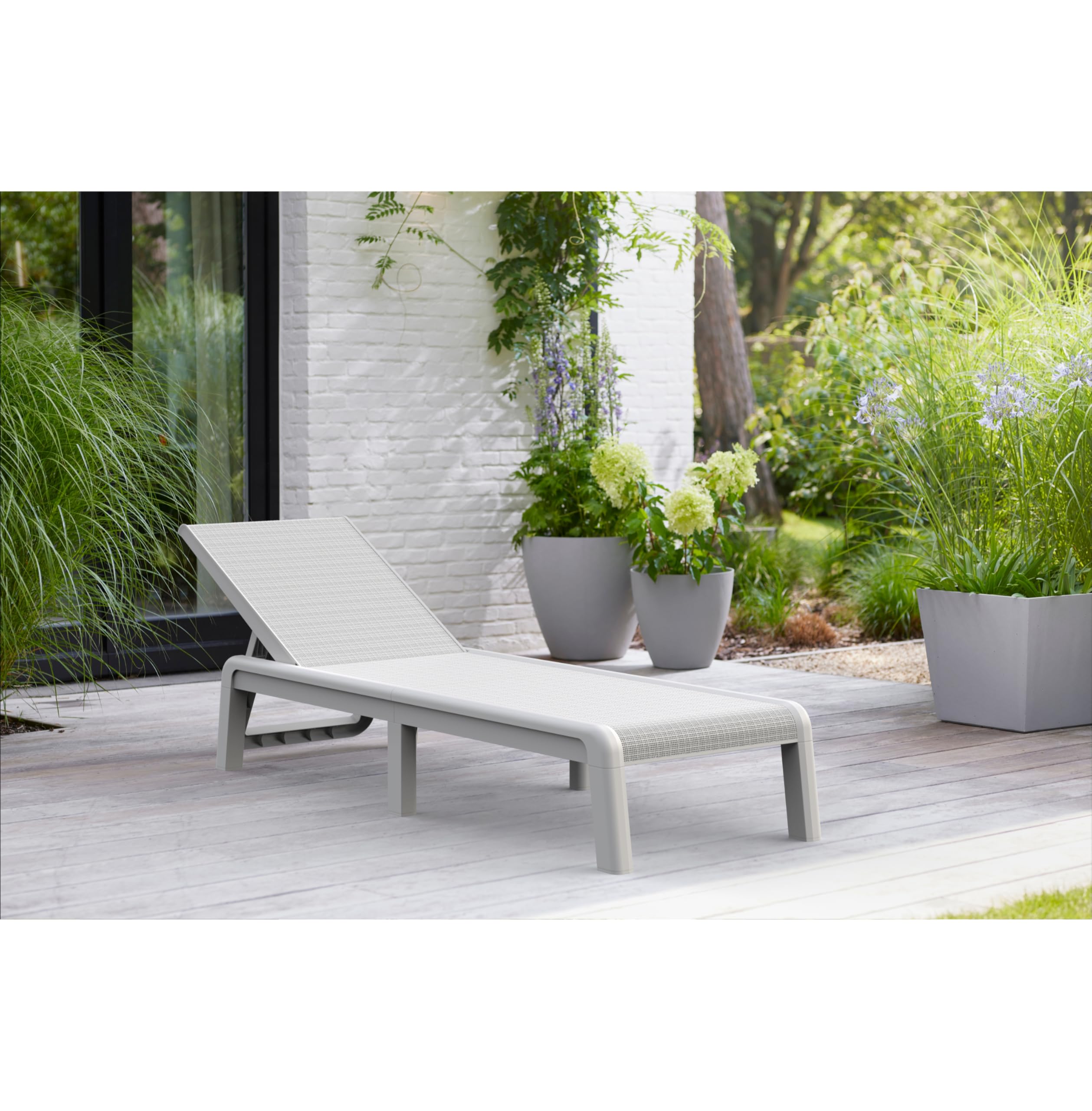 Keter Palma-Tumbona de Jardín Plegable, para Exterior terrazas, Patios, Jardines, 4 Posiciones, Color Blanco
