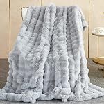 Couverture de fourrure de lapin chaude douce Couverture épaisse 1000 G/M2 Couverture Faux Fur Blanket Couverture Bubble Couverture Cozy pour le bureau de la chambre à coucher Canapé (gris clair, 63" x 79")