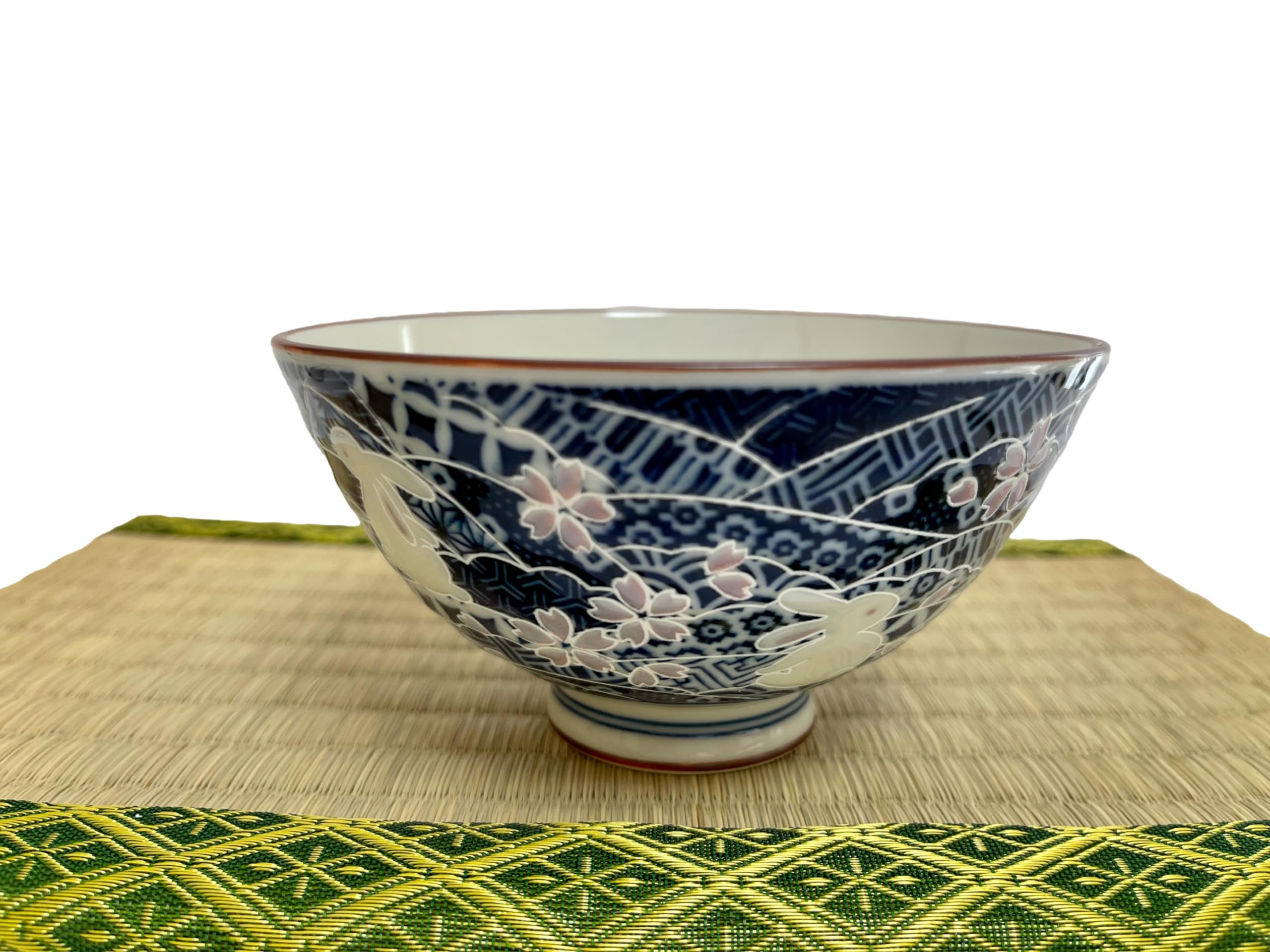 Juego de 2 cuencos de arroz de cerámica japoneses Mino Ware, conejos, luna y flores de cerezo, 4.84 pulgadas de diámetro x 2.6 pulgadas de alto, 13.3 onzas líquidas, juego de 2 de Japón (conejos,