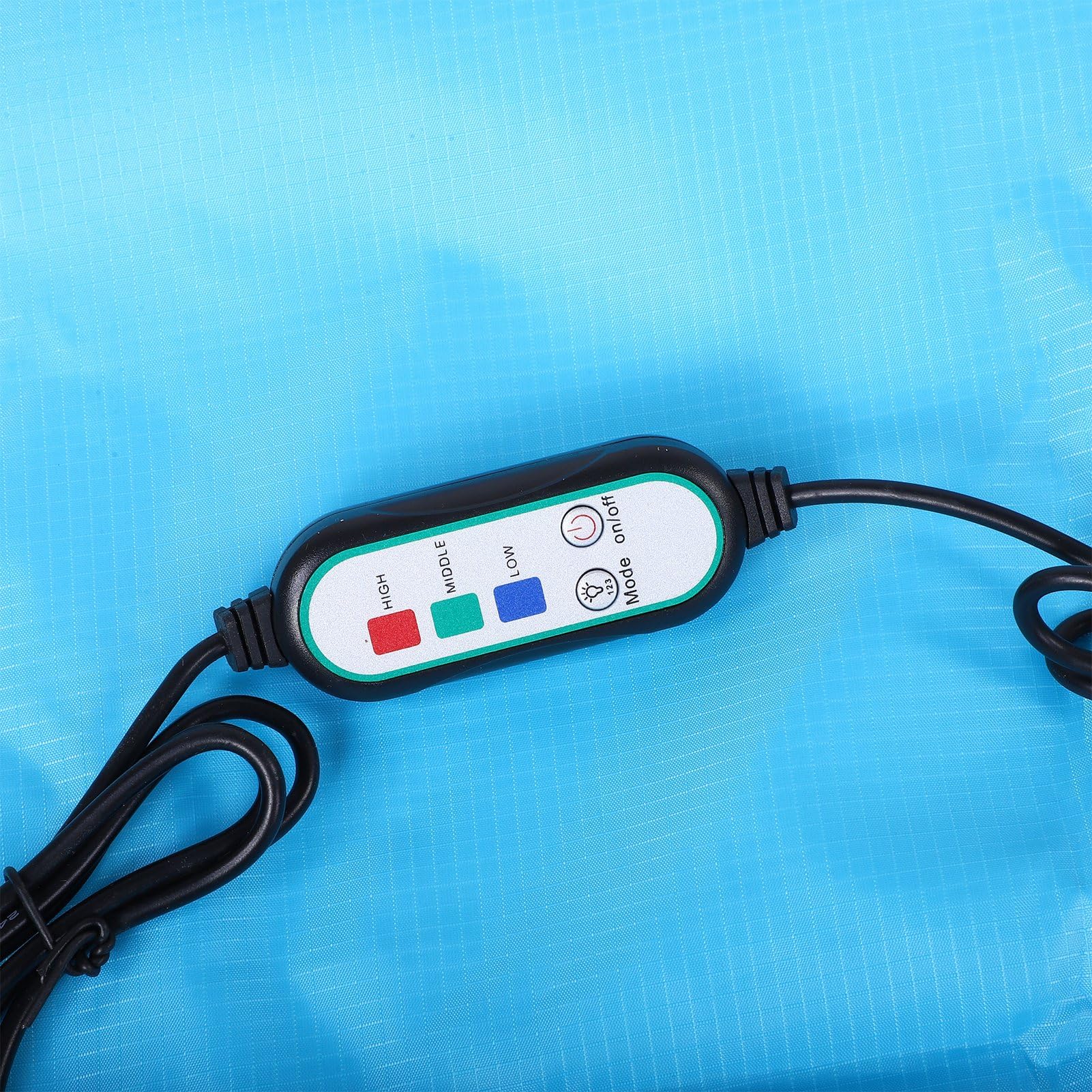 Kühldecke mit Ventilator, USB-Kühlventilatordecke aus Polyester-Seide, 140 X 75 cm, 3-Gang-Verstellbarer Luftstrom, Waschbares Design für Camping, Sofa, Bett, Strand