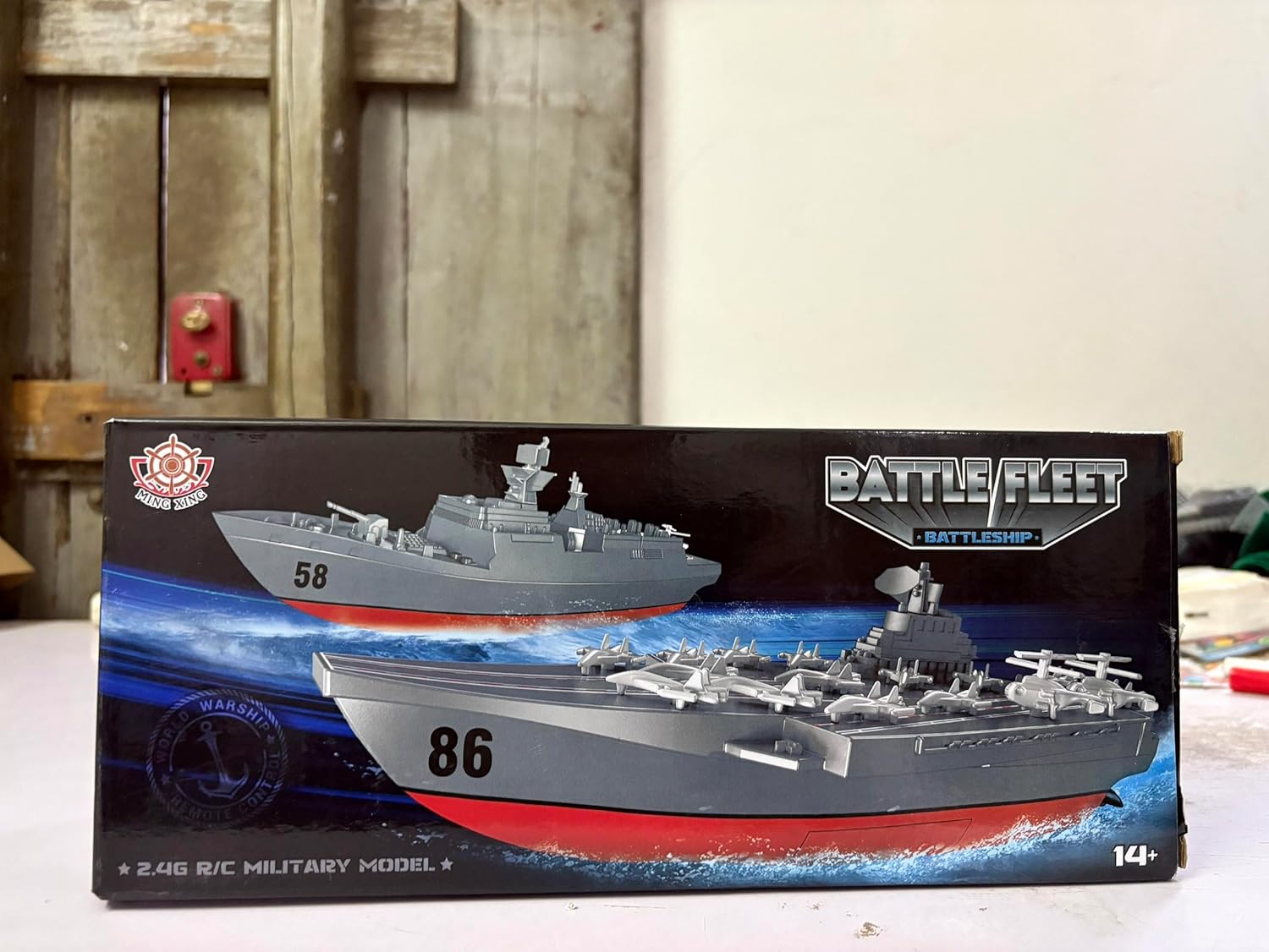 SOWOFA Remote Control Ship Model 2.4G Remote Control Aircraft Carrier Medium-Sized 34CM Remote Control Warship Simulation Ship Model (Dual Battery Version)