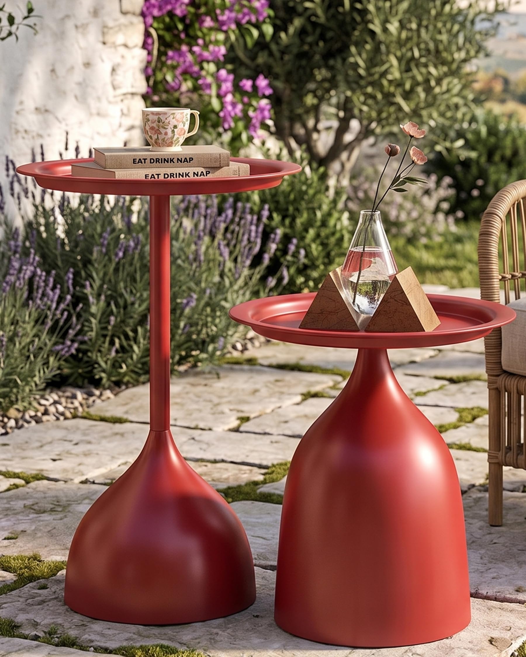 Set di 2 Tavolini Rotondi in Metallo, Piccolo Tavolino Camera da Letto per la Decorazione di Interni, Tavolino da Caffè in Metallo Rosso (Diametro 40 x 60 cm e 40 x 42 cm)