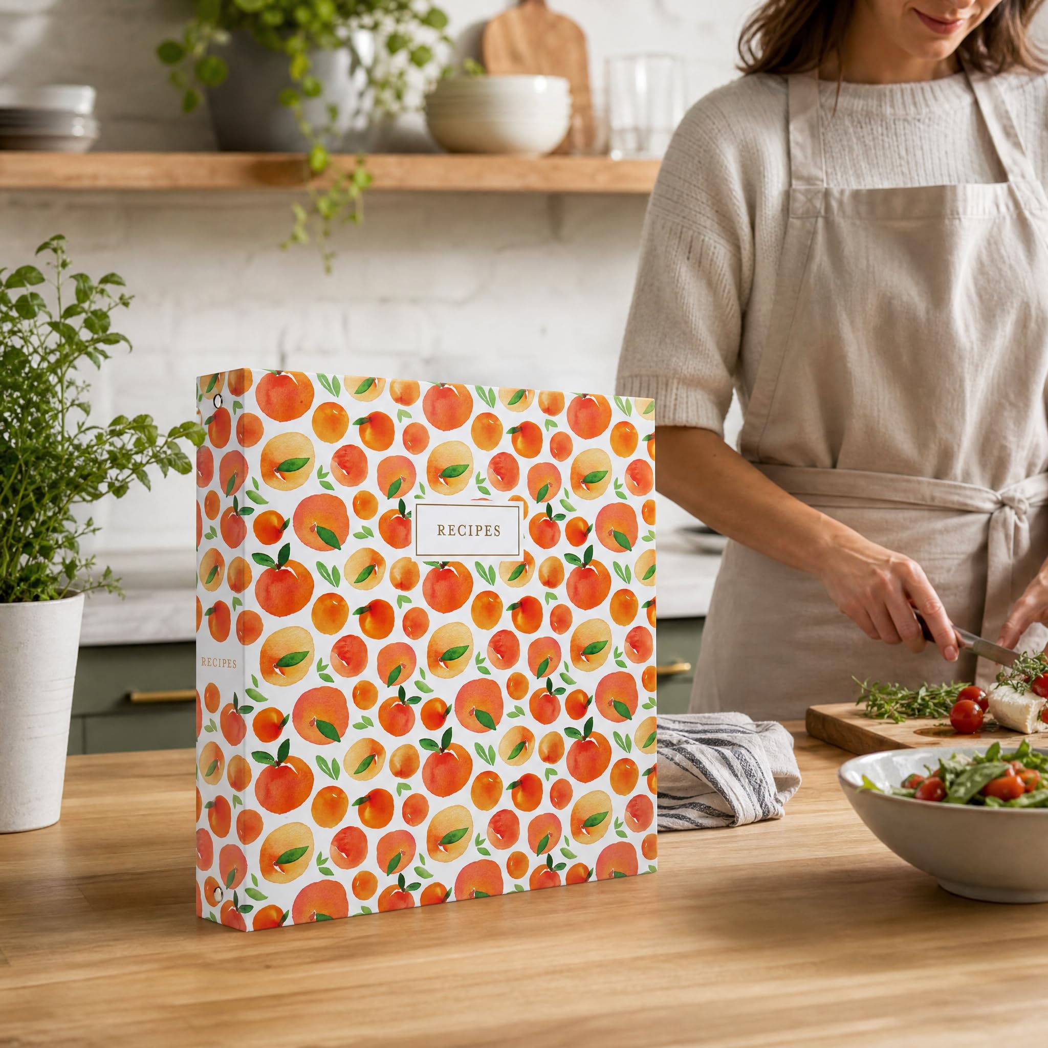 Jot & Mark Raccoglitore per ricette a 3 anelli, 21,6 x 27,9 cm, robusto, con maniche trasparenti a prova di fuoriuscite, 30 pagine per ricette scritte e stampate, divisori a schede, Peach Dream