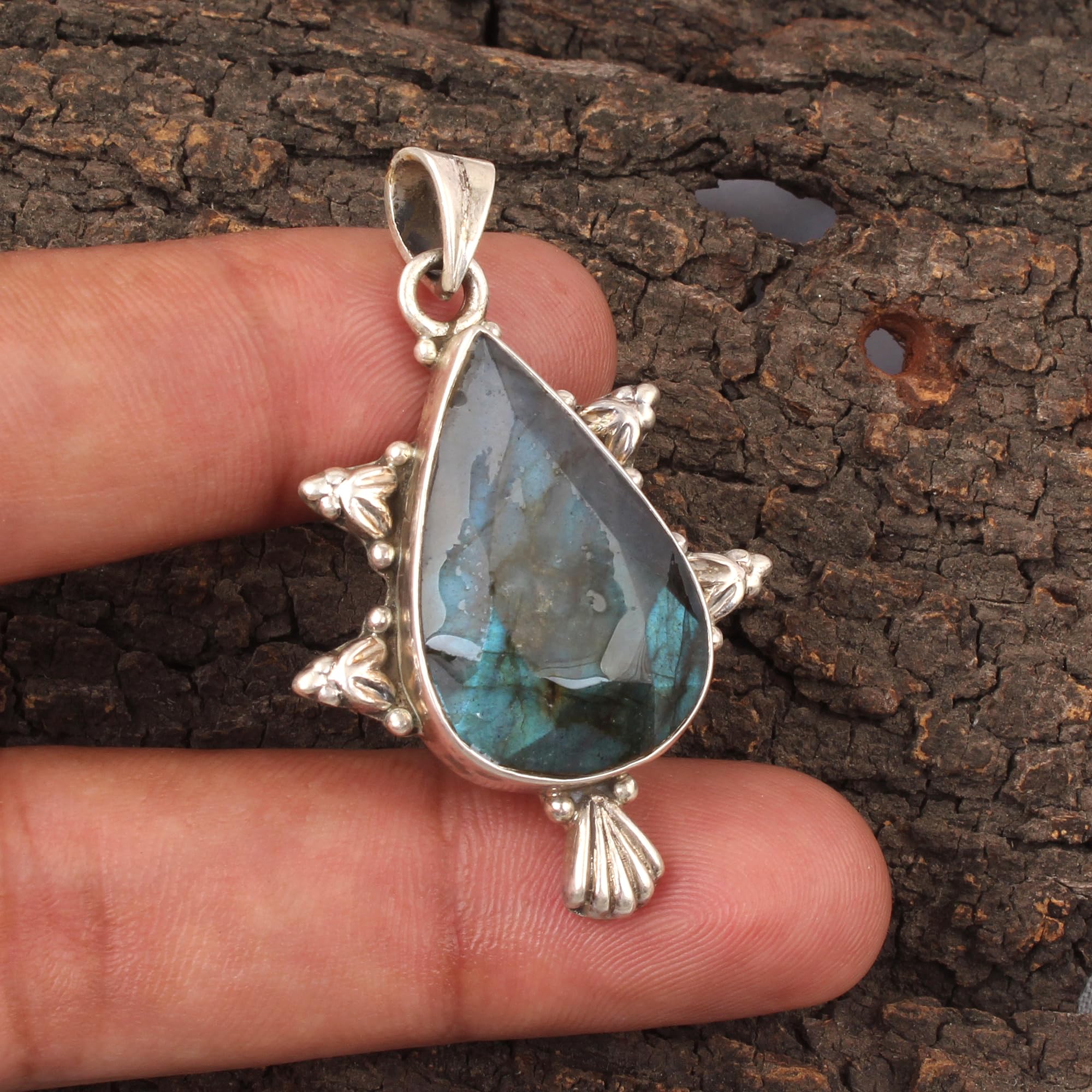 Pendentif en pierre précieuse labradorite naturelle fait à la main en argent sterling 925 avec motif de bijoux en argent pour cadeau