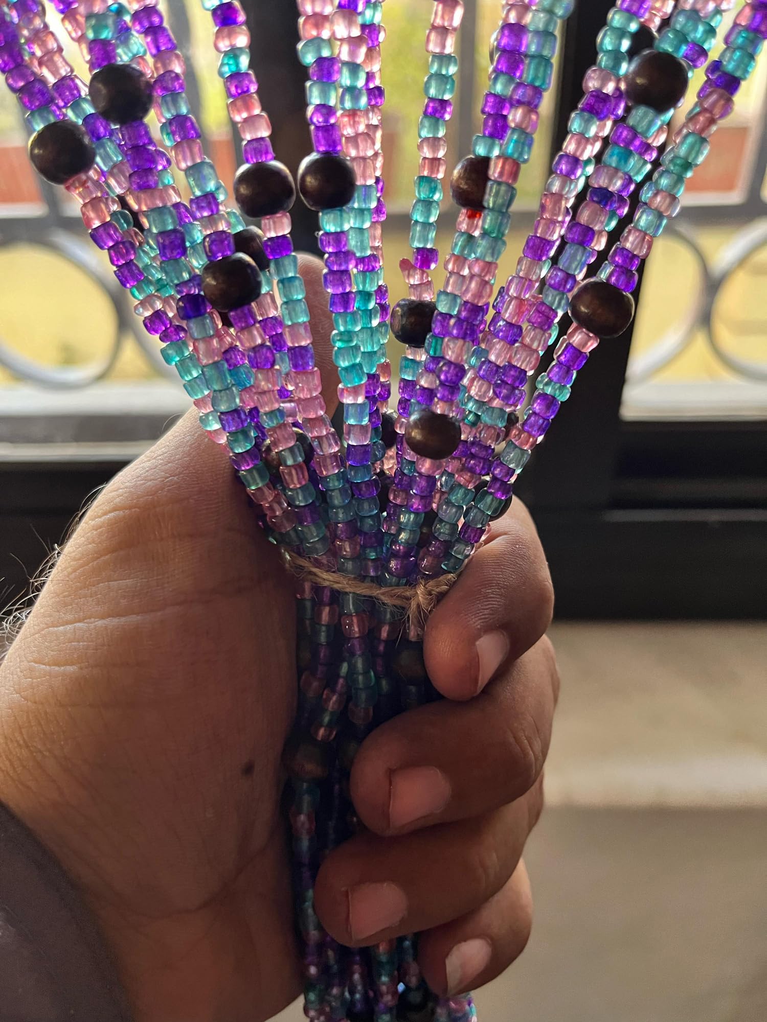 Mango Gifts Lot de 25 rideaux de perles de verre multicolores style bohème hippie pour portes - 193 cm de long (violet)