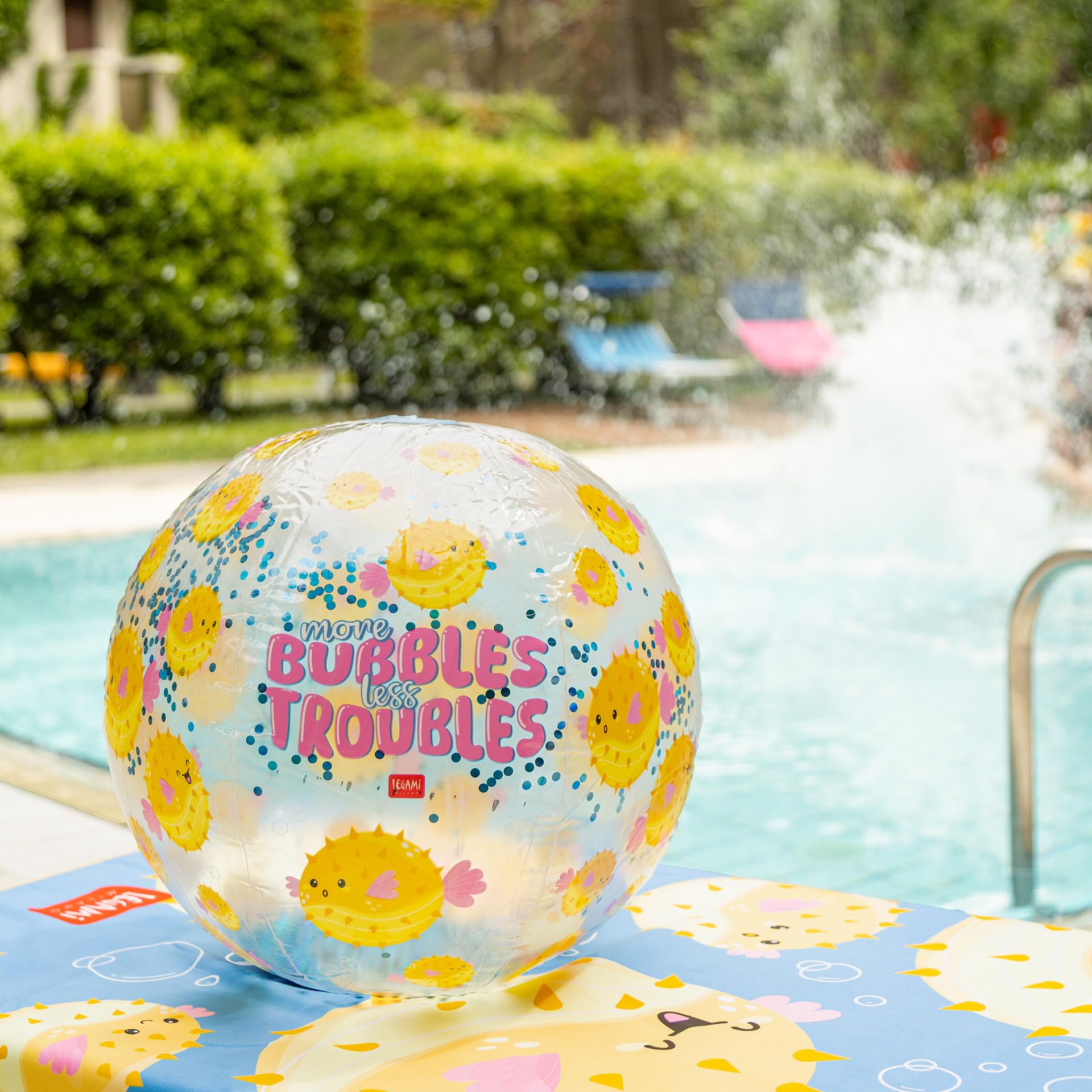 Legami - Nadmuchiwana piłka plażowa, nadmuchiwany balon z PVC, miękki dla dzieci, imprezy plażowe, nadmuchiwany do gry w piłkę nożną i siatkówkę, średnica 40 cm