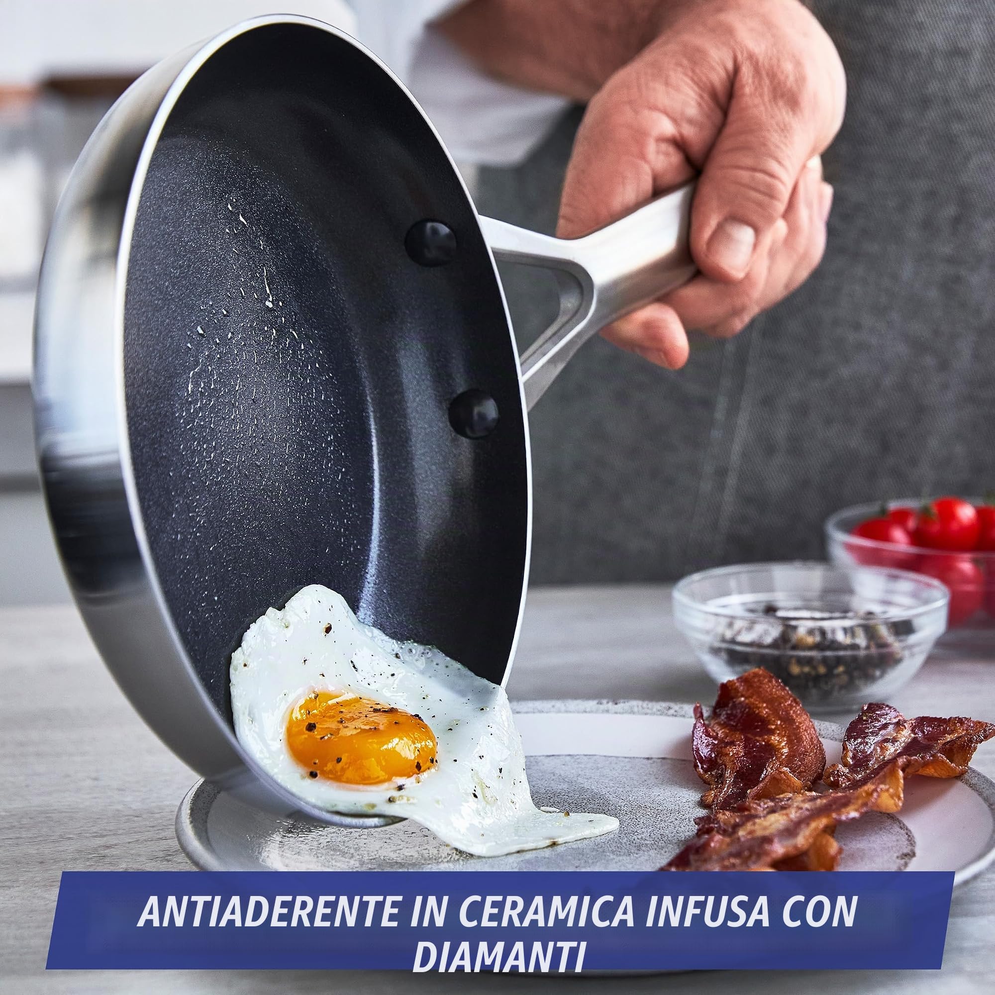 Blue Diamond Triple Steel Set di Padella Antiaderente in Acciaio Inossidabile in Ceramica da 24 cm & 28 cm, Senza PFAS, Multistrato, Induzione, Forno, Lavabile in Lavastoviglie, Argento