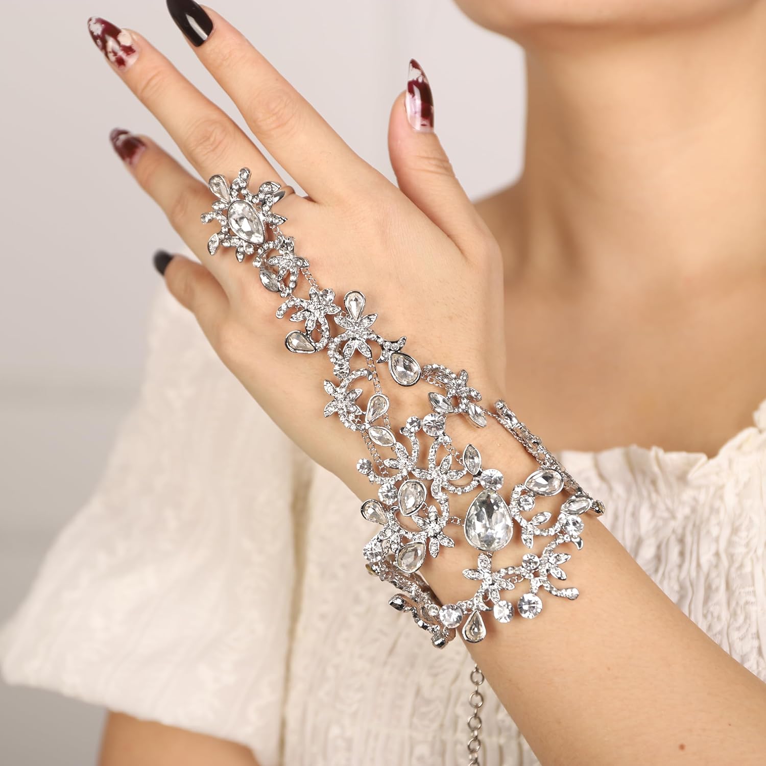 Denifery Rhinestones Finger Ring Bracelet Hand Chain Bracelets with Ring Slave Bracelets Boho Bangle Bracelets Wedding Hand Harness Hand Accessories for Women - Image 2