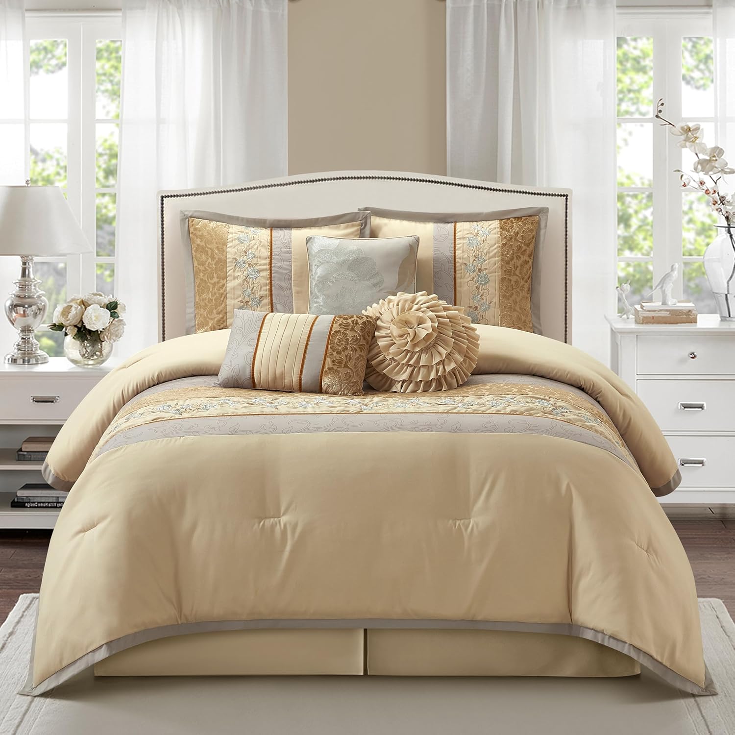 Sand Queen Microfiber Comforter Set with Floral Embroidery