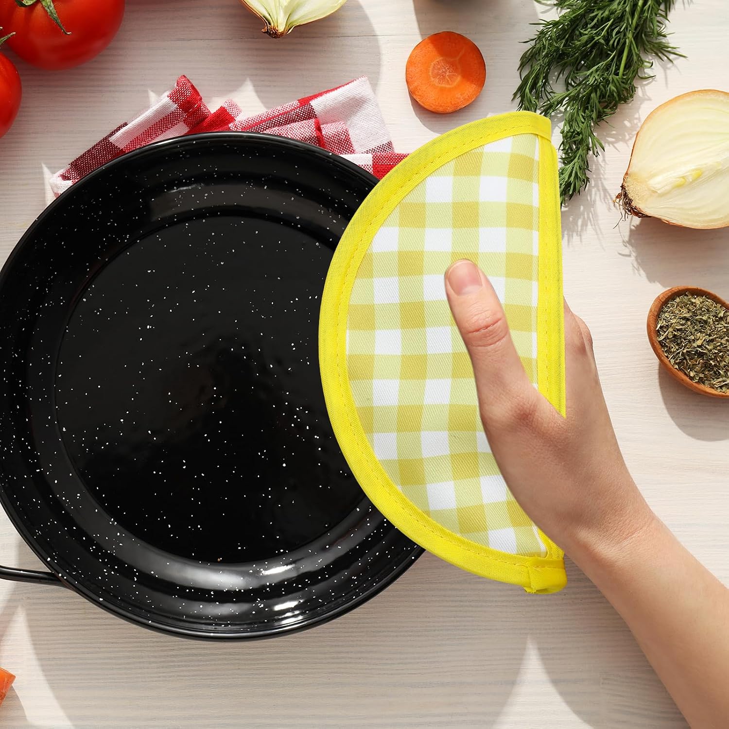 FYSUIMU 4 Pack Fruit Pot Holder Heat Resistant Orange Lemon Kiwi Watermelon Kitchen Hot Pad Pan Potholder Oven Mitt Trivet Mat for Countertop Table Baking Cooking, 7.8 in
