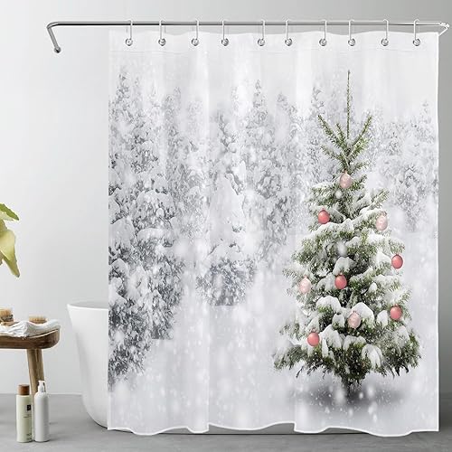 WEENEO Cortina de ducha de árbol de Navidad de invierno, bosque de pinos cubierto de nieve con bolas de Navidad rojas, cortina de ducha para baño,