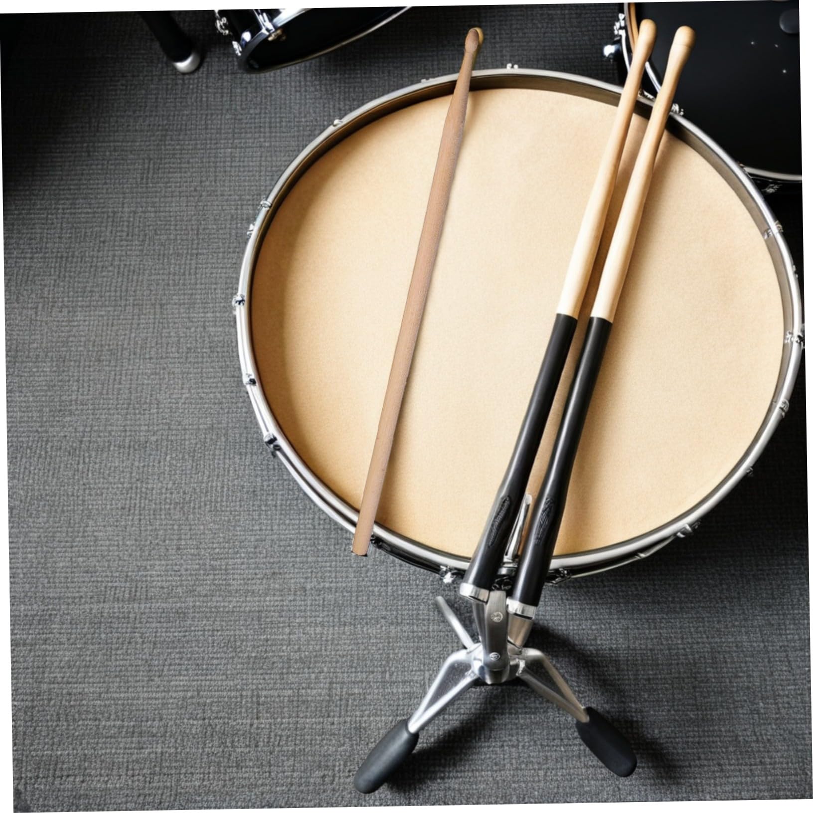 2 Stück Ahorn Drumsticks mit Schlägertasche, Schwarz, 5a | 3 Paare Je Plus Weiche Samttasche, für Bühnenauftritte und Übungseinheiten, Kompaktes Zubehör