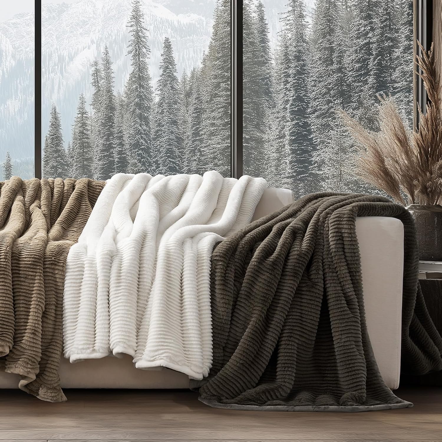 EVERGRACEHOME Ultra Soft Faux Fur Throw Blanket for Couch, Luxury Sculpted Texture Faux Rabbit Fur Blanket for Bed, Fluffy Thick Plush Warm Fuzzy Throw, 920GSM (Dark Taupe, 50''x60'')