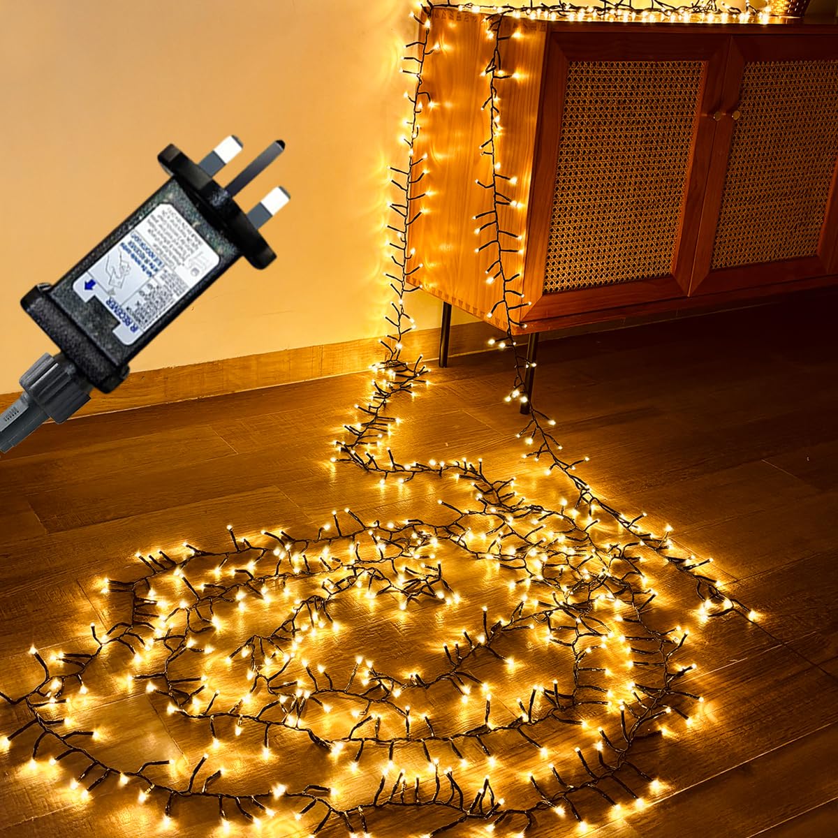 Meision Garden Lights 8m 400LEDs Outdoor Light Mains Powered, Fairy Lights with 8 Modes+Timer, Cluster LED Light Plug in for Camping, Balcony, Room Decor, Christmas Decorations, Warm White