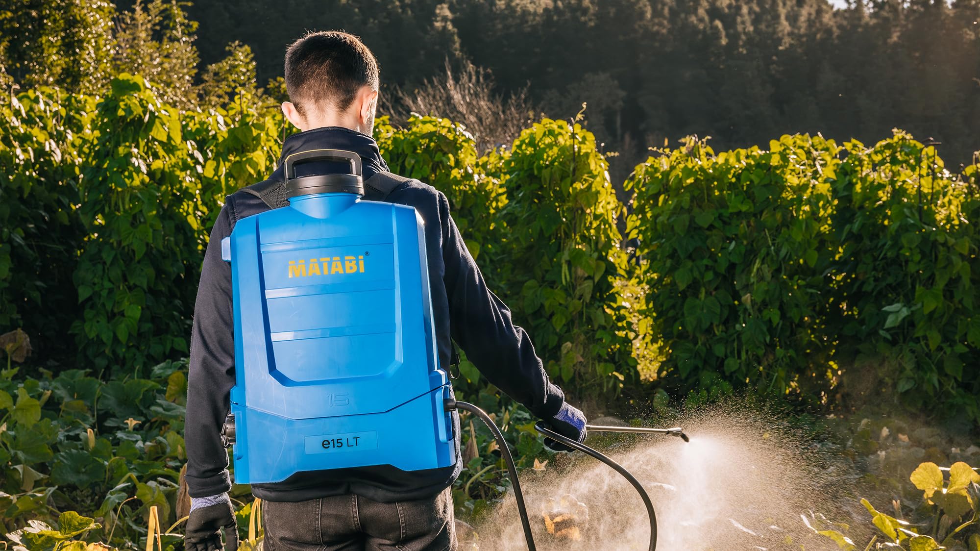 Spruzzatore Elettrico Matabi e15 LT - Batteria Estraibile Li-Ion - Autonomia 150L - Design Compatto e Leggero - Cinghie Imbottite - Serbatoio Ergonomico - Ugelli Inclusi - Fatto in UE