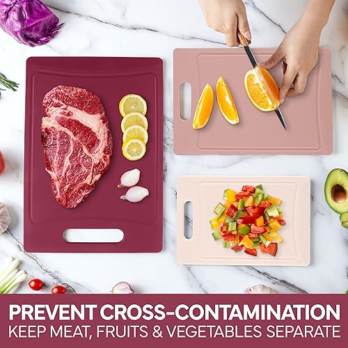 Vista 60 de COOK WITH COLOR Juego de tablas de cortar antideslizantes, esenciales de cocina con mango de fácil agarre para carne, verduras y frutas, 3 tablas