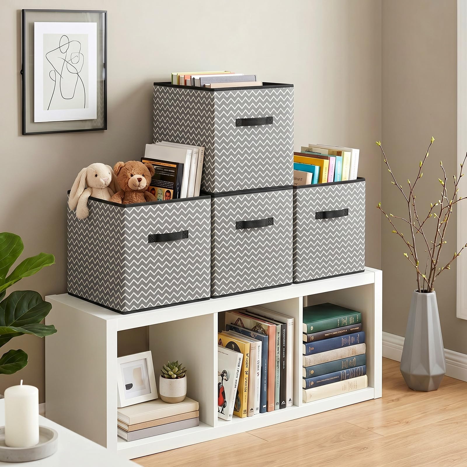 Stoff-Aufbewahrungsbox 4er-Set 33x38x33 cm – Faltbare Aufbewahrungskisten mit Griffen, Organizer für Schrank, Regal, Schublade, Kleiderschrank, Mehrfarbig (Grau mit großen Pfeilen)