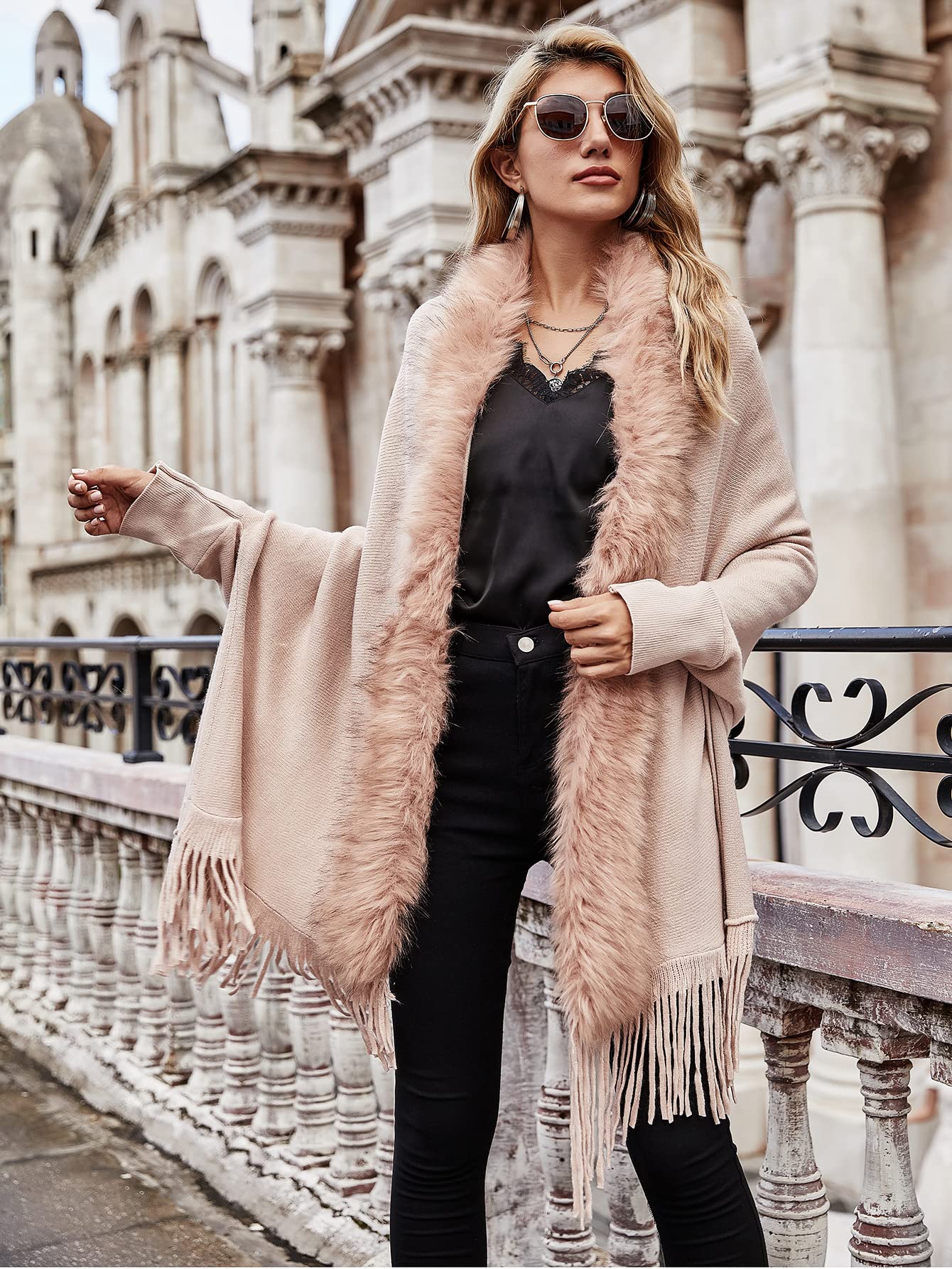 Scialle Elegante Donna Cerimonia,Poncho Invernali da Donna in Maglia, Beige Collo in Pelliccia Sintetica Aperto sul Davanti Maglione Lavorato A Maglia con Orlo A Nappa Cardigan Scialle Mant