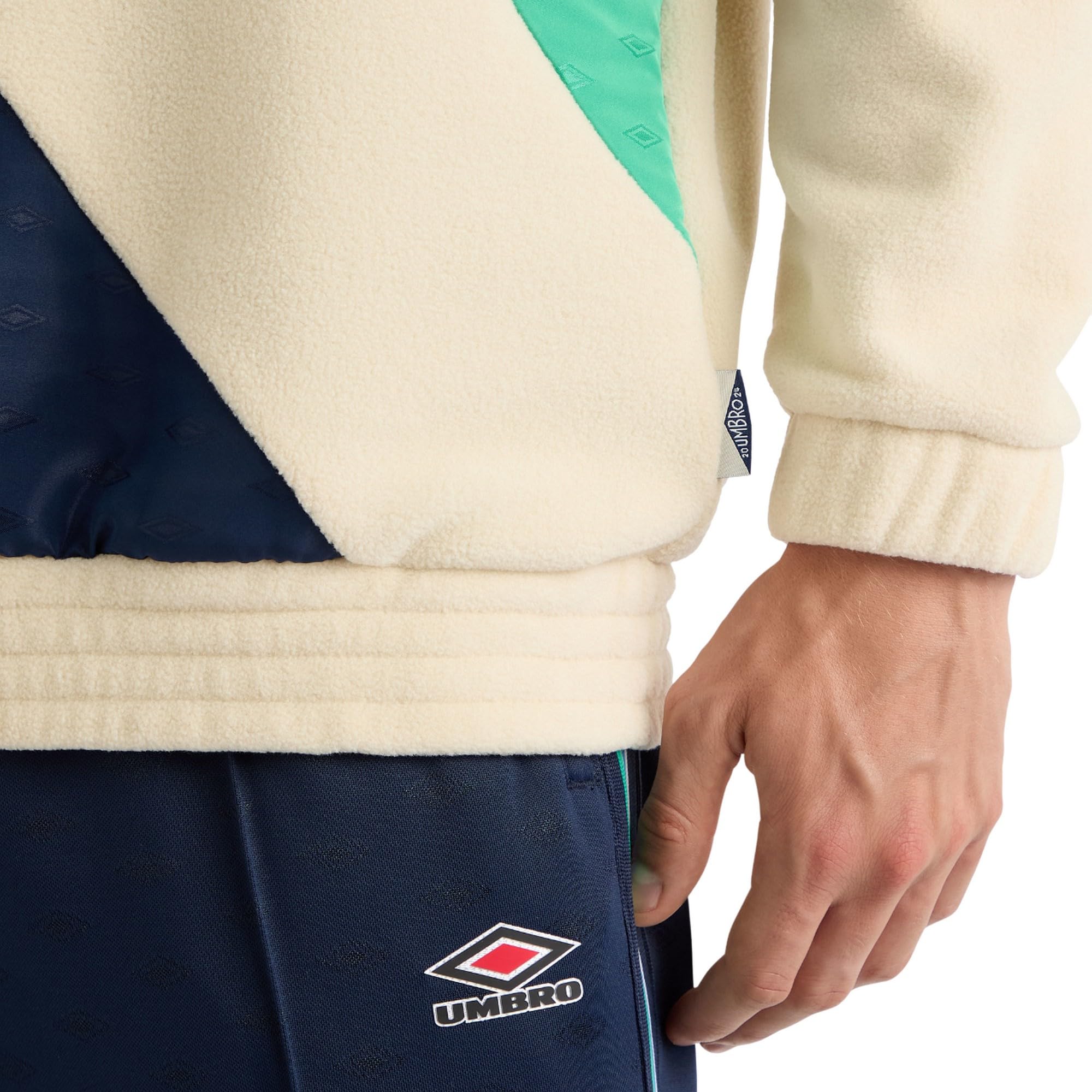 Umbro Camiseta de forro polar con cremallera de un cuarto para hombre